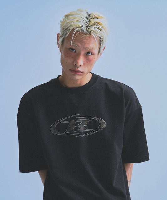 ［16/5開售］CAMO B LOGO T-SHIRTS [BLACK]