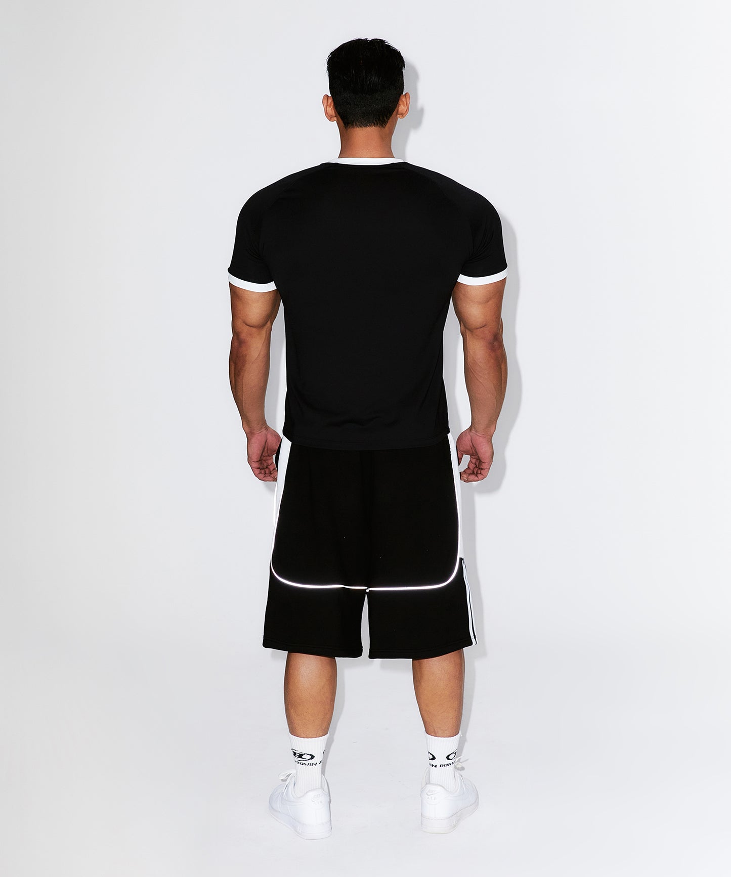 WINNER REFLECTIVE BERMUDA PANTS [BLACK]