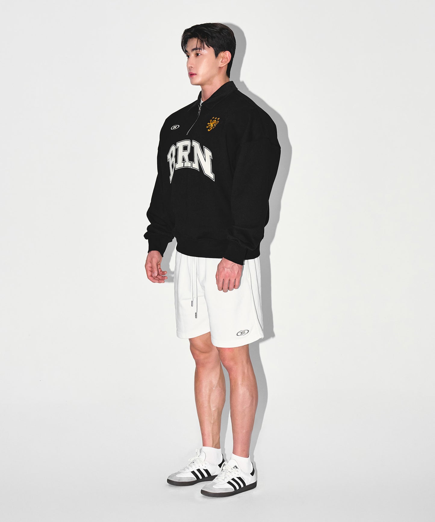 [11/26 Delivery] BRN ARCH HALF ZIP UP SWEATSHIRTS [BLACK]