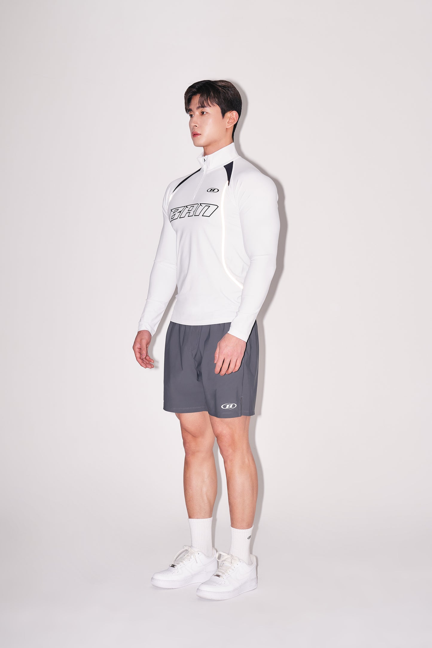 BRN SILVER LINE HALF ZIP UP LONG SLEEVE [WHITE]