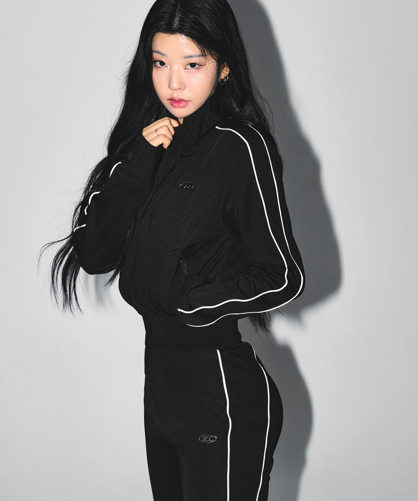 W PIPING LINE ZIP UP JACKET [BLACK]