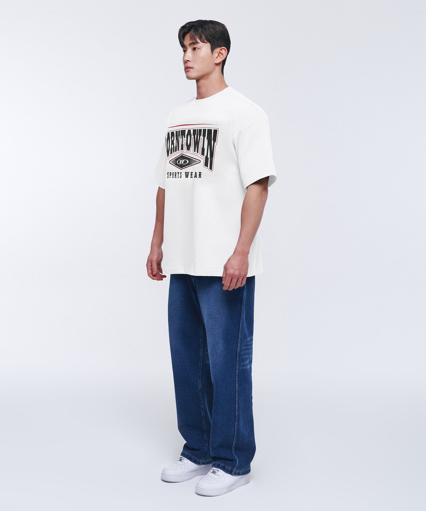 SQUARE ARCH SEMI OVER FIT T-SHIRTS [WHITE]