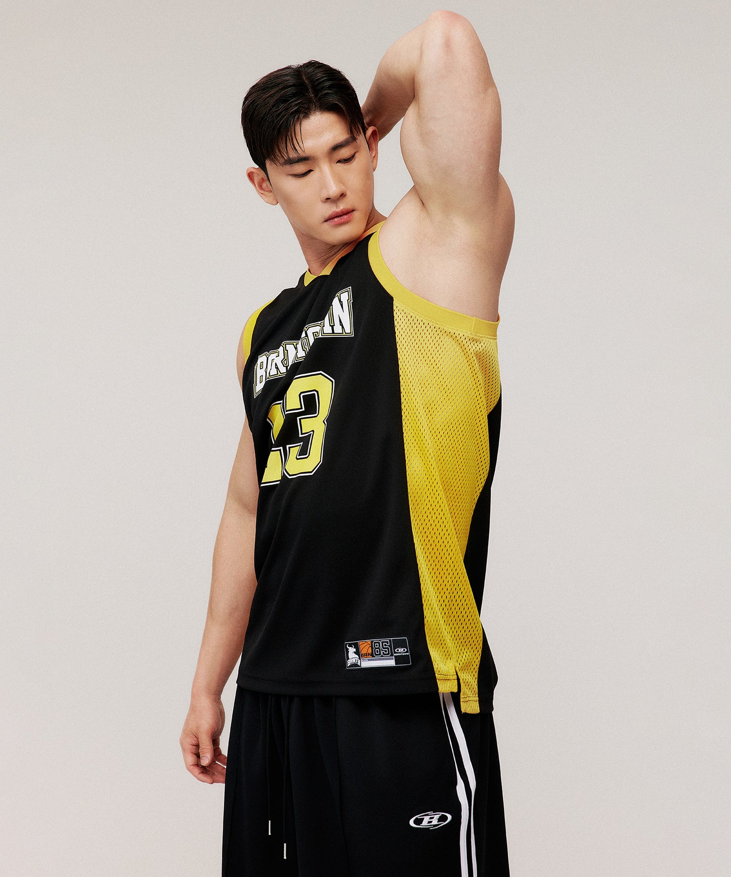 NUMBER 23 BASKETBALL SLEEVELESS [BLACK]