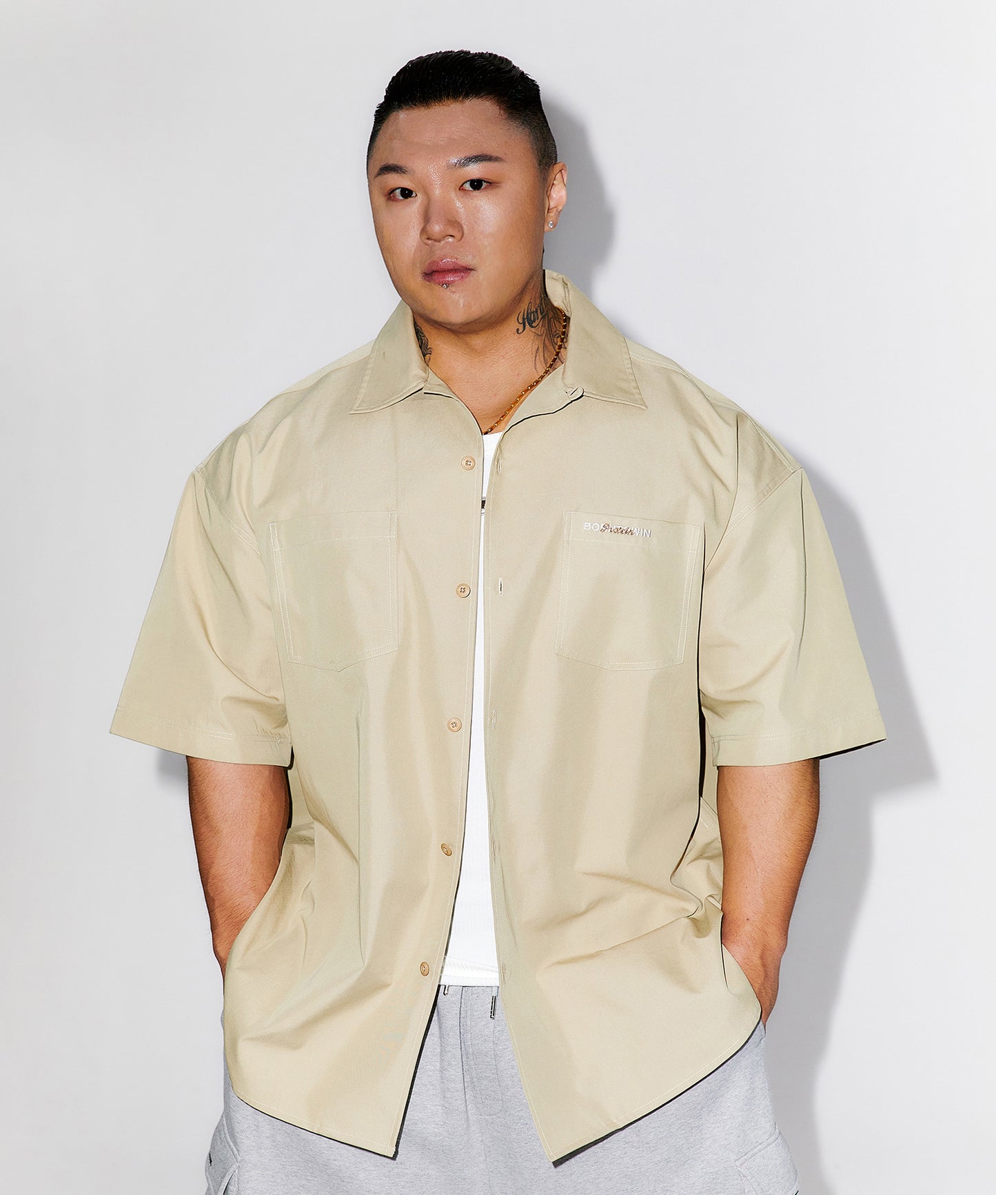 WINNER CHICANO OVER FIT HALF SHIRTS [BEIGE]