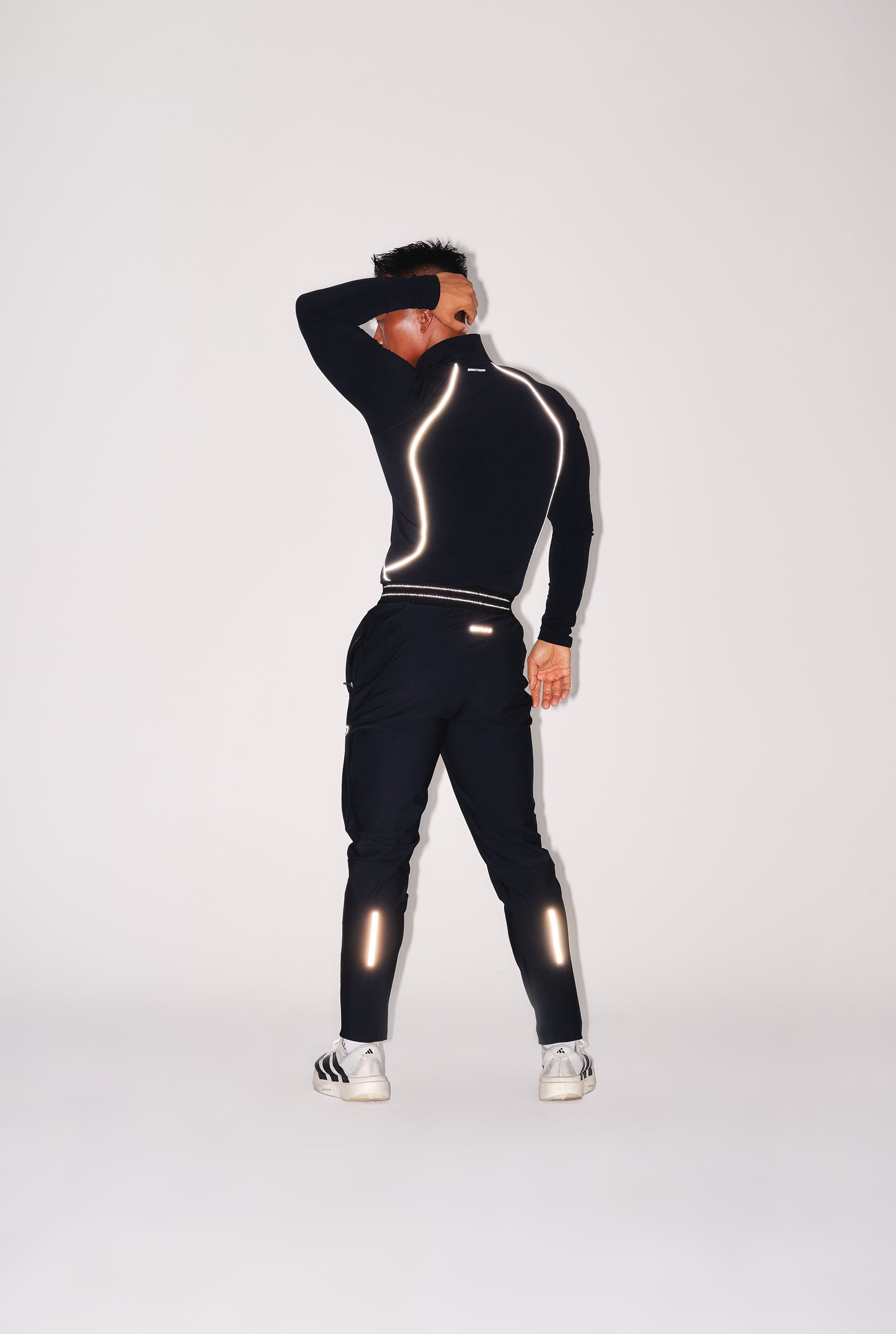 BRN SILVER LINE HALF ZIP UP LONG SLEEVE [BLACK]