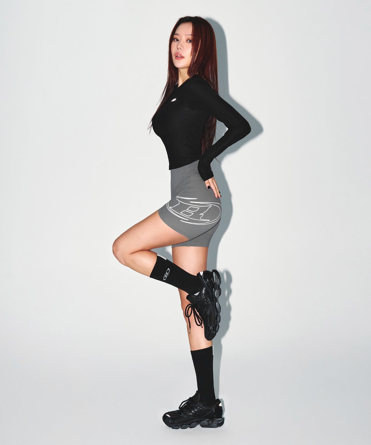 W STROKE B 3.5 BIKER SHORTS [CHARCOAL]