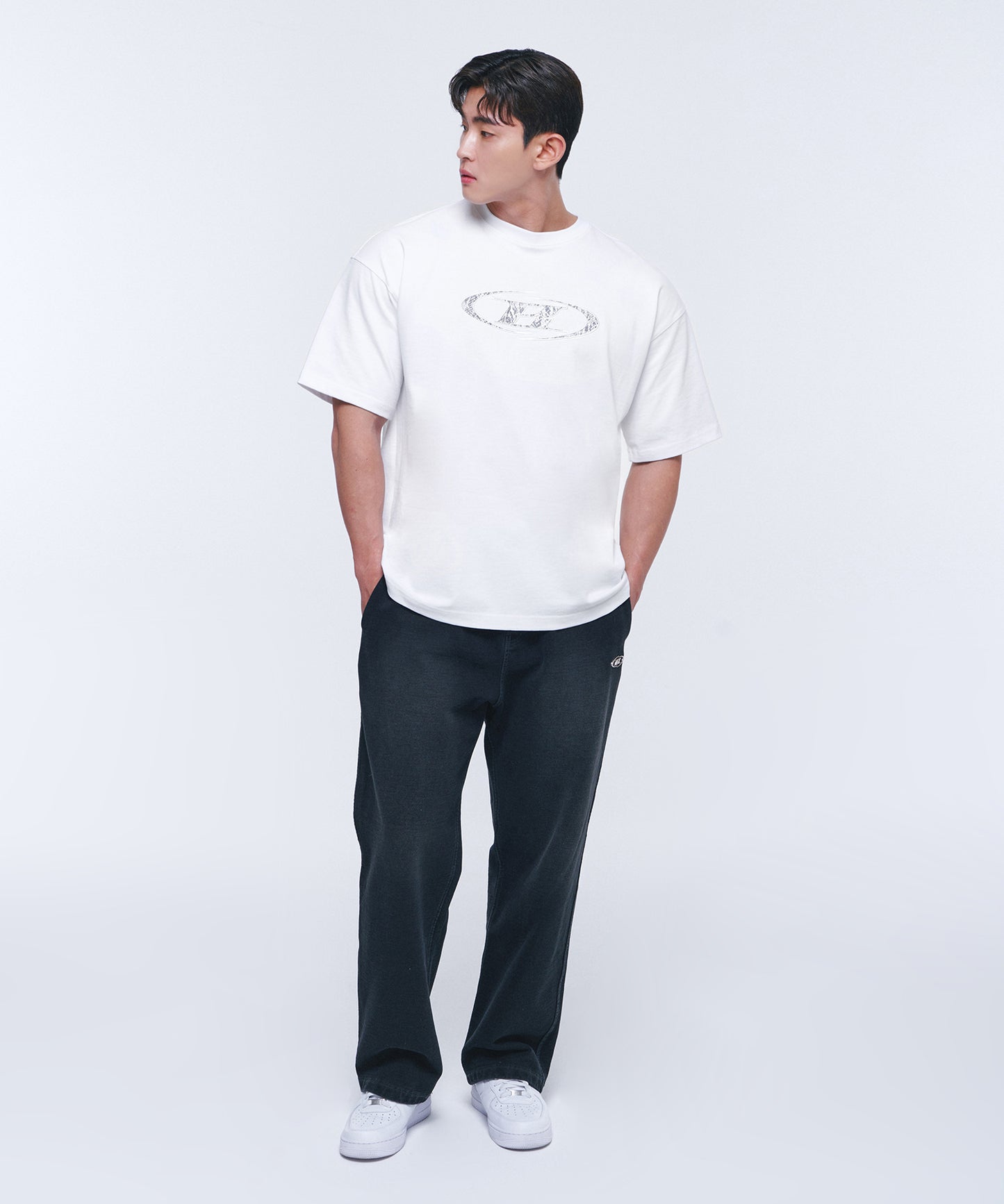 SYMBOL B PYTHON SEMI OVER FIT T-SHIRTS [WHITE]