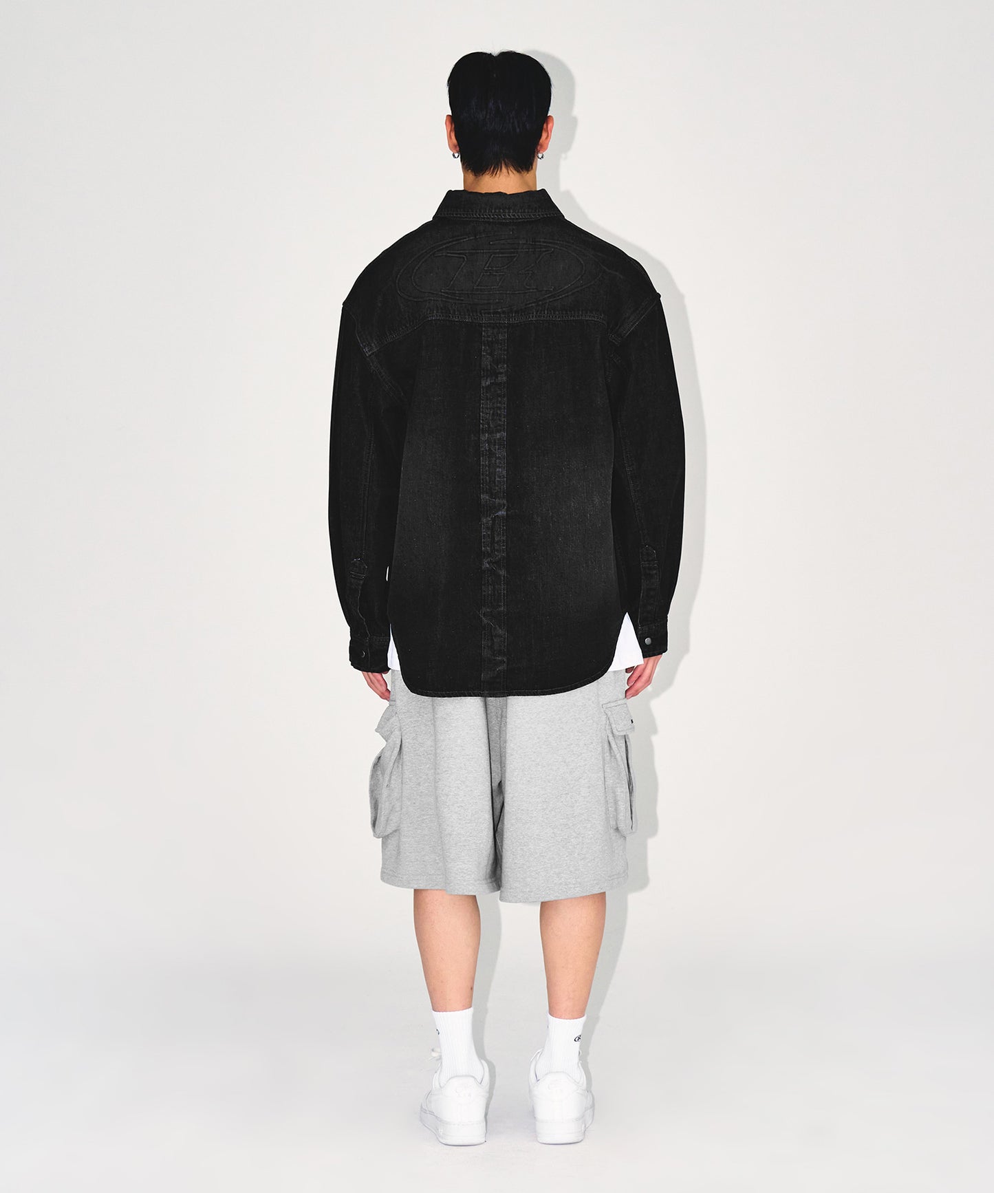 WASHED DENIM OVER FIT SHIRTS [BLACK DENIM]