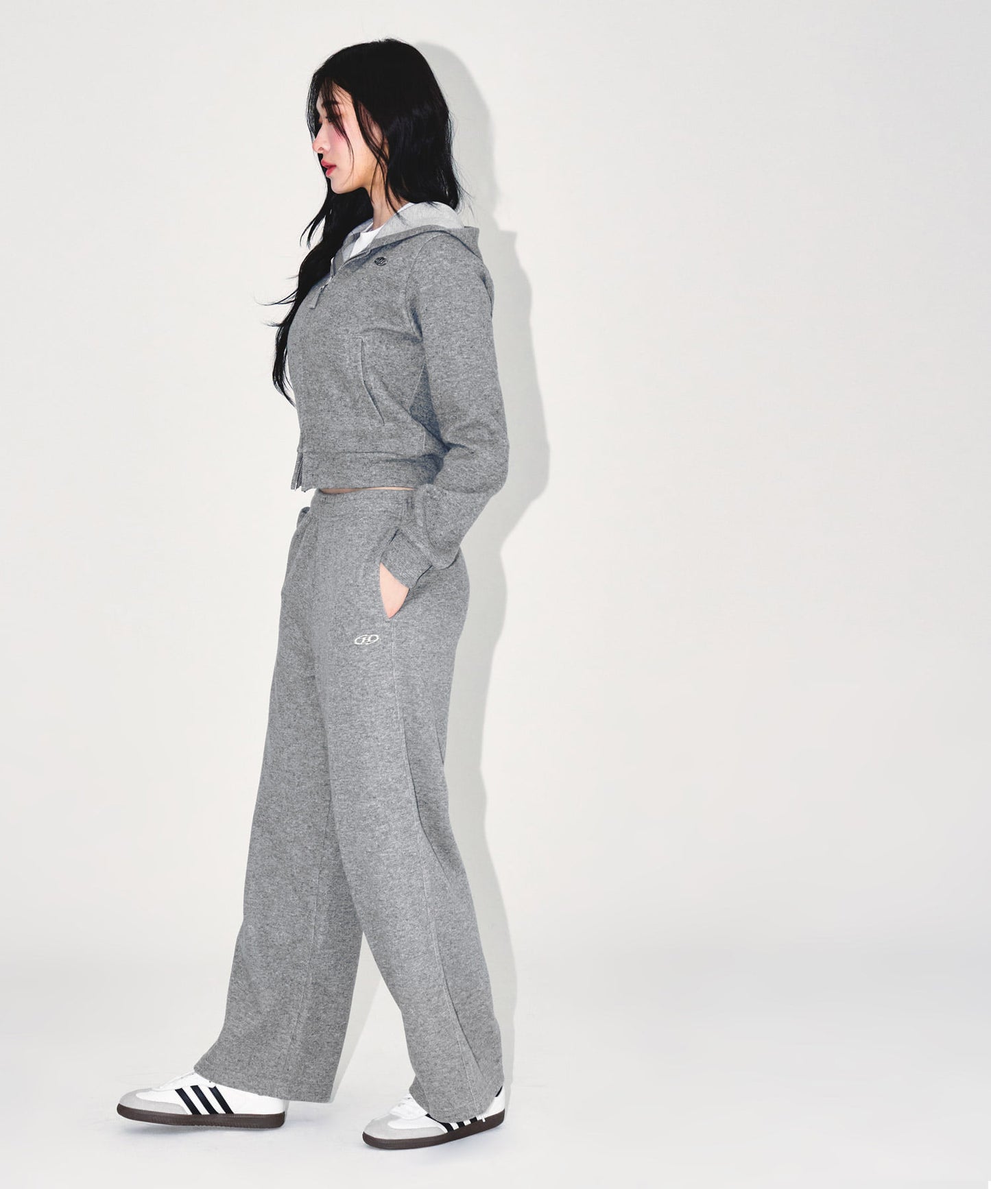 W KNIT LIKE SEMI CROP HOODIE ZIP-UP [MELANGE GREY]