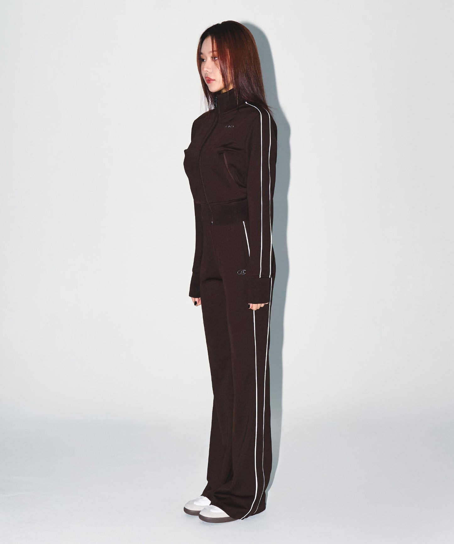 W PIPING LINE BOOTS CUT PANTS [BROWN]