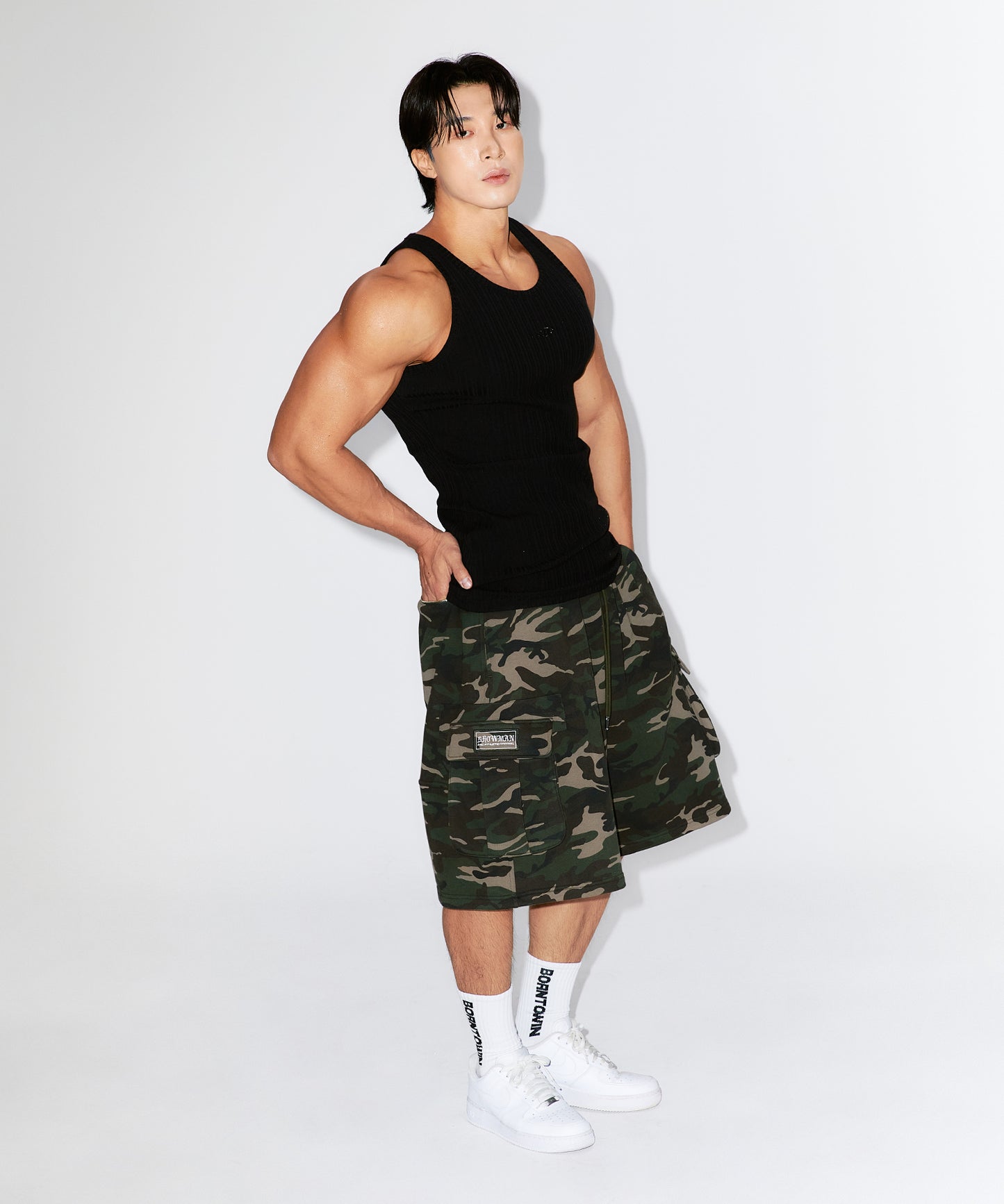 WINNER CAMO CARGO BERMUDA PANTS [CAMO]