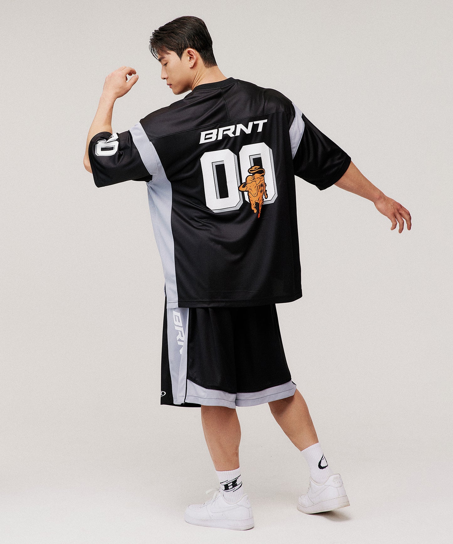 [4/7 Sale] MESH FOOTBALL JERSEY T-SHIRTS [BLACK]