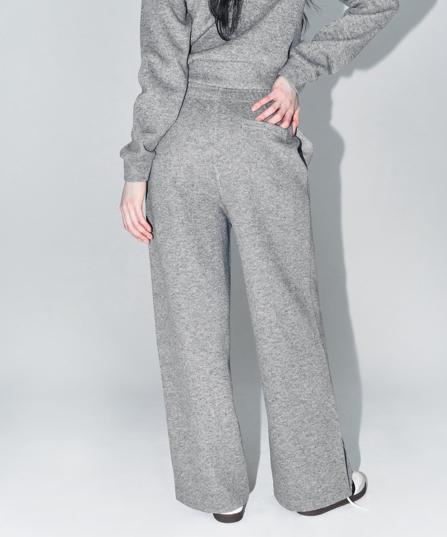 W KNIT LIKE SEMI WIDE PANTS [MELANGE GREY]