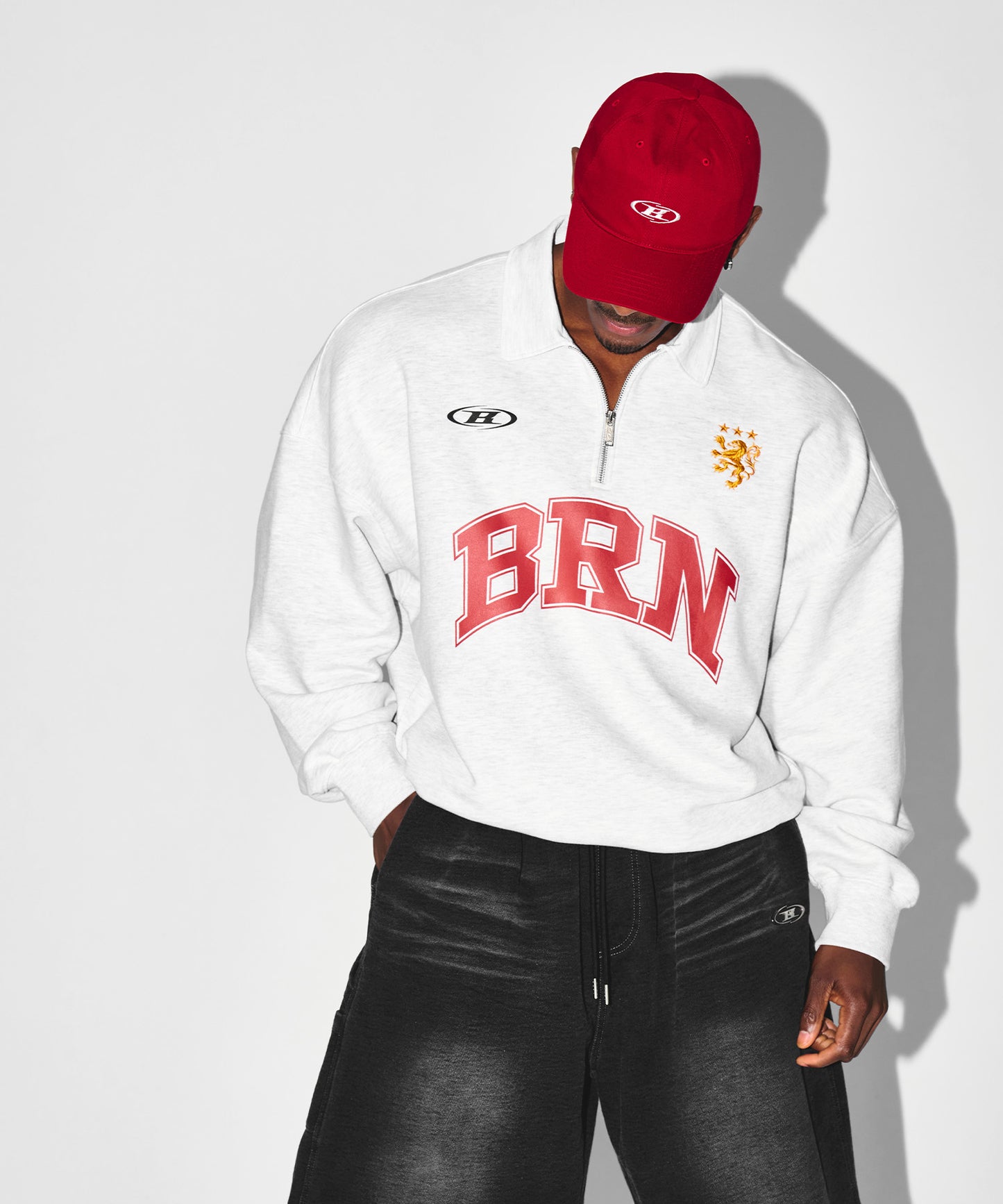 BRN ARCH HALF ZIP UP SWEATSHIRTS [WHITE MELANGE]