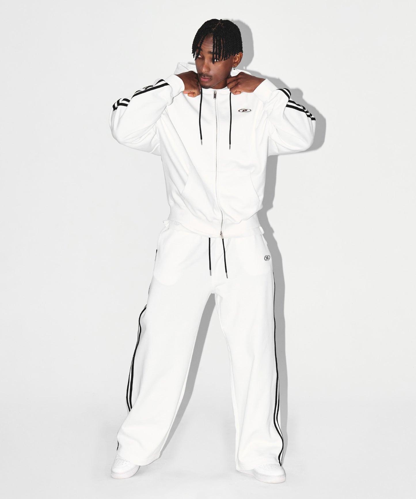CHROME B TRACK LINE HOODIE ZIP-UP [WHITE]