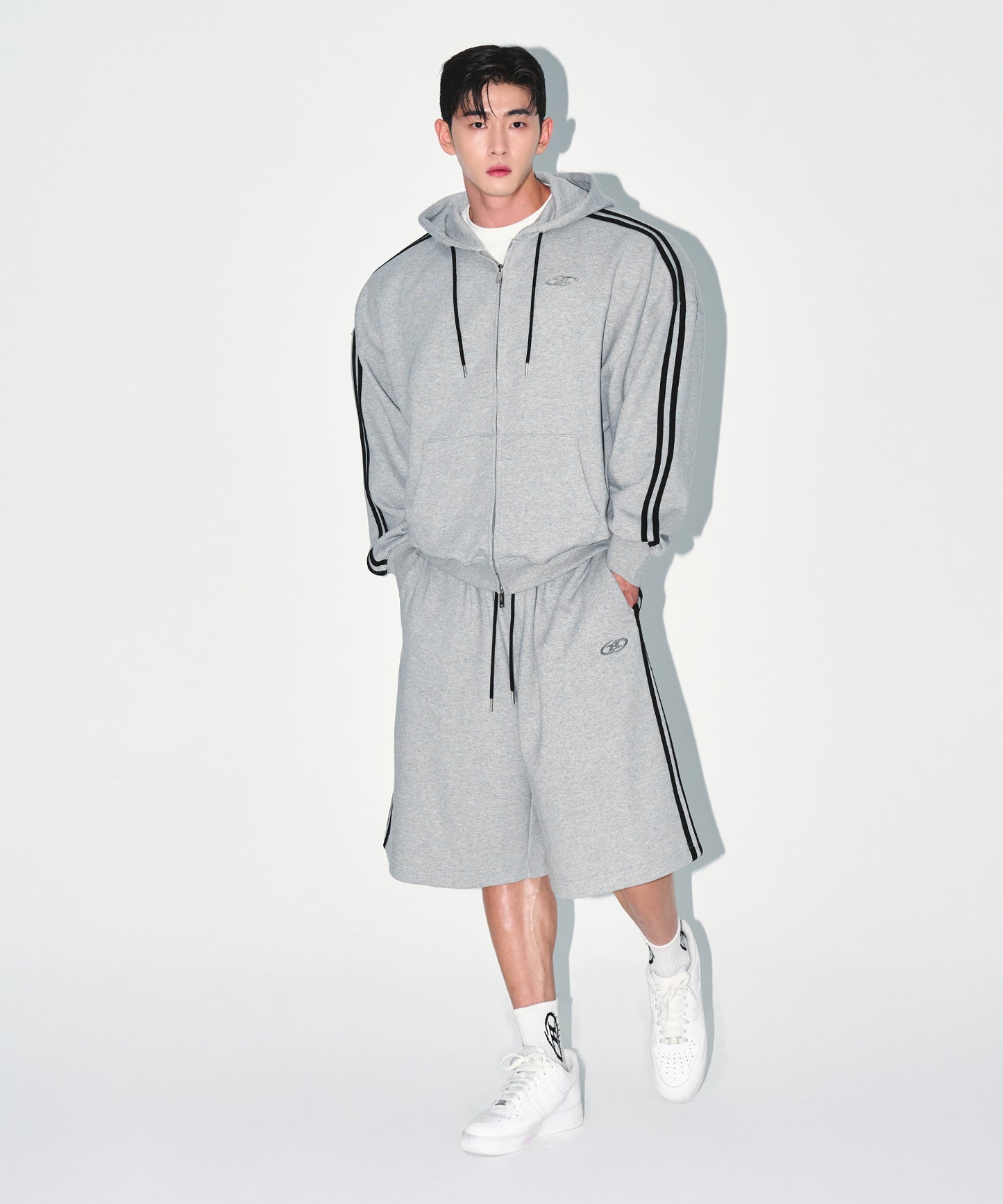 CHROME B TRACK LINE BERMUDA PANTS [MELANGE GREY]