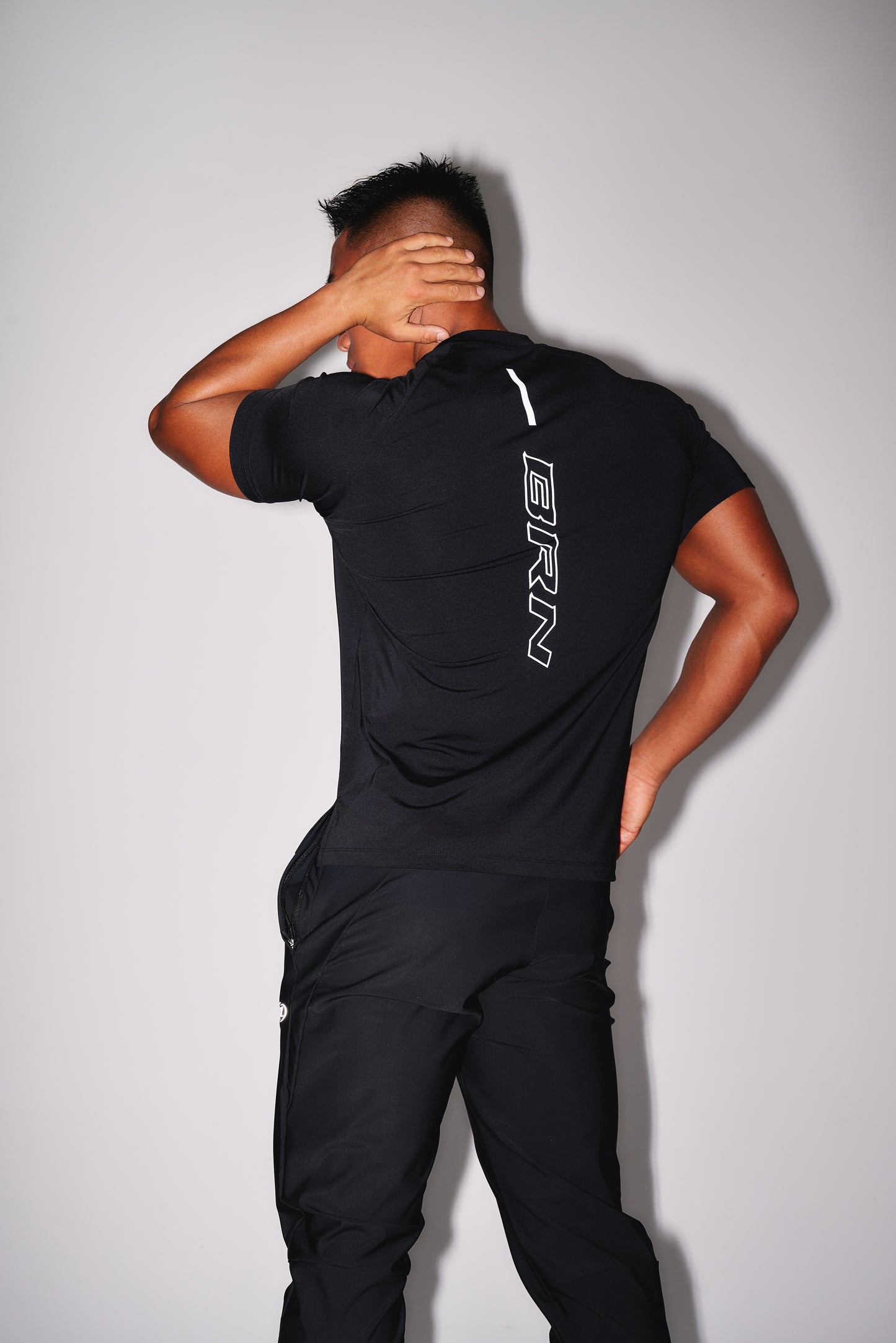 BRN SQUARE QUICK DRY T-SHIRTS [BLACK]