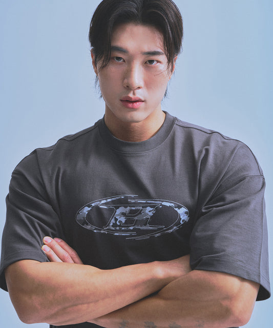 ［16/5開售］ CAMO B LOGO T-SHIRTS [CHARCOAL]