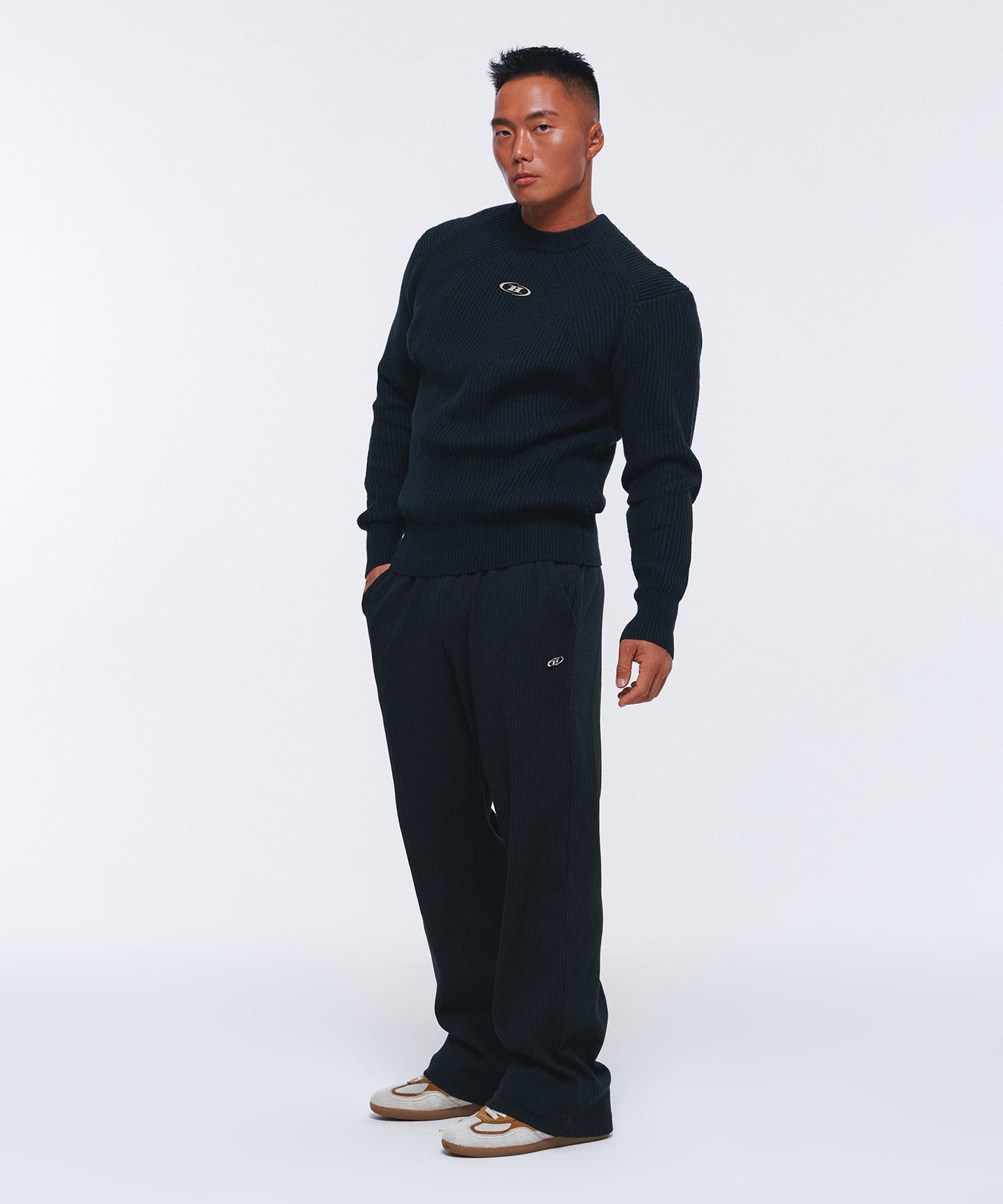 CHROME LOGO MUSCLE FIT KNIT [BLACK]