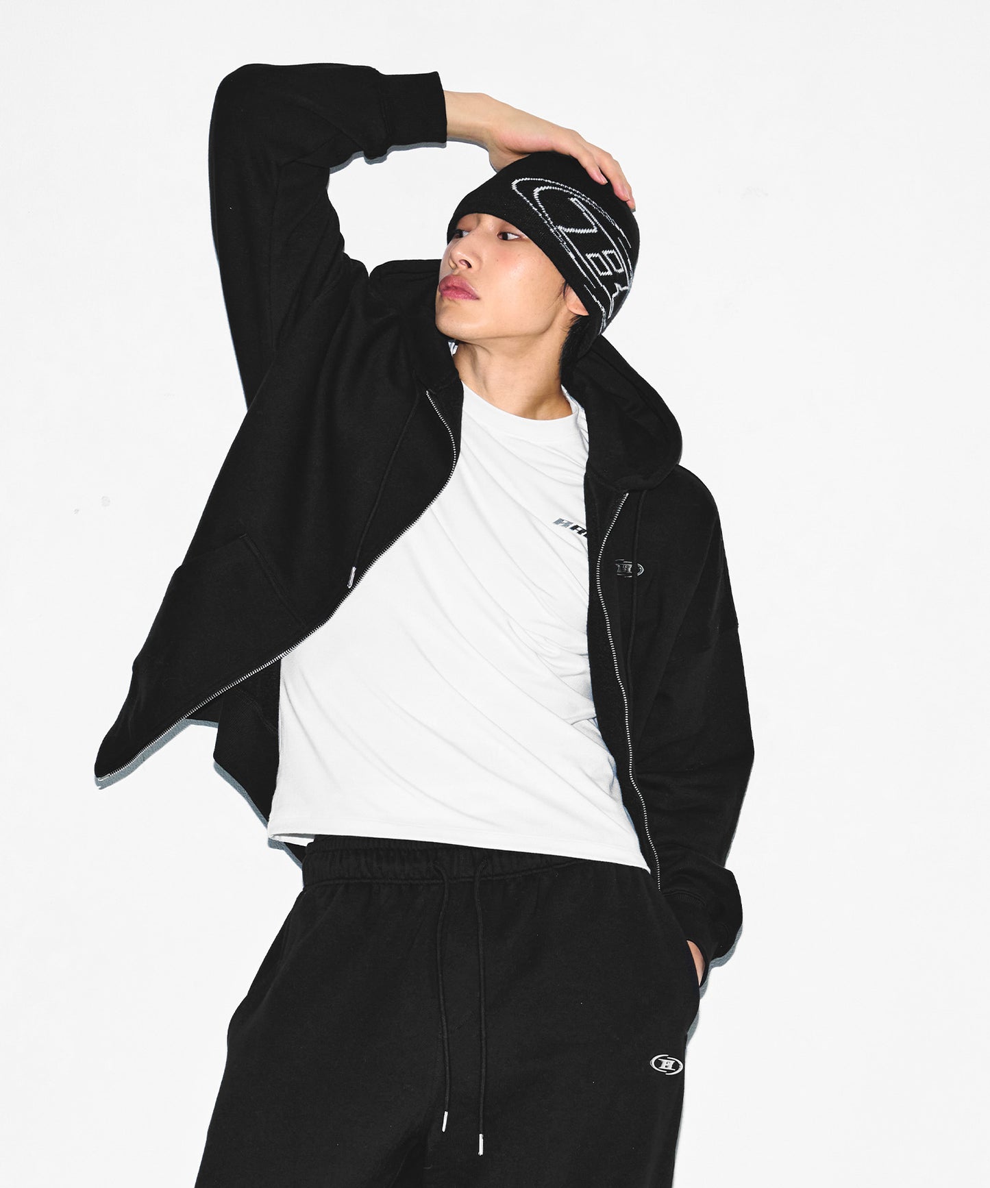 CHROME B FLEECE HOODIE ZIP-UP [BLACK]