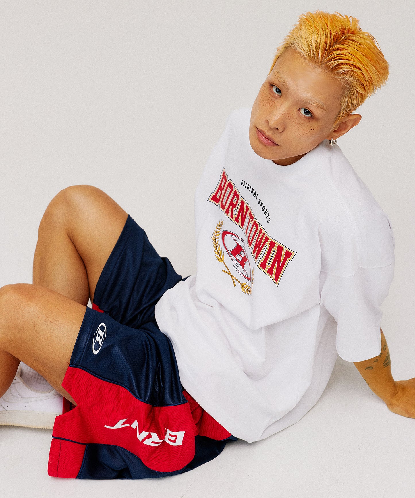 SYMBOL B VICTORY SEMI OVER FIT T-SHIRTS [WHITE]