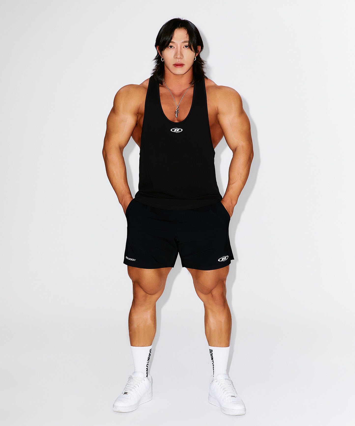 WINNER NEW DEEP FIT SLEEVELESS [BLACK]