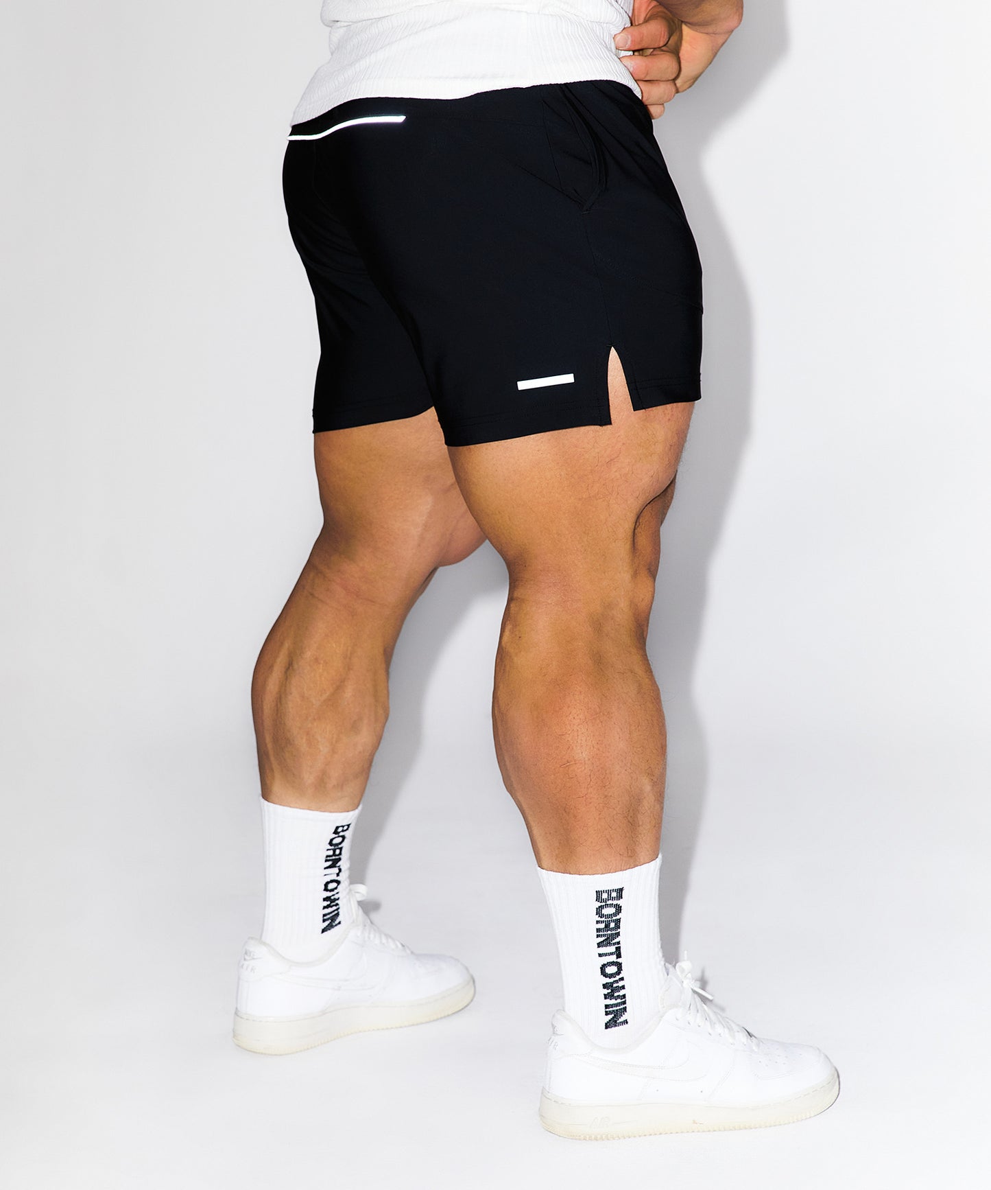 WINNER ACTIVE SHORTS [BLACK]