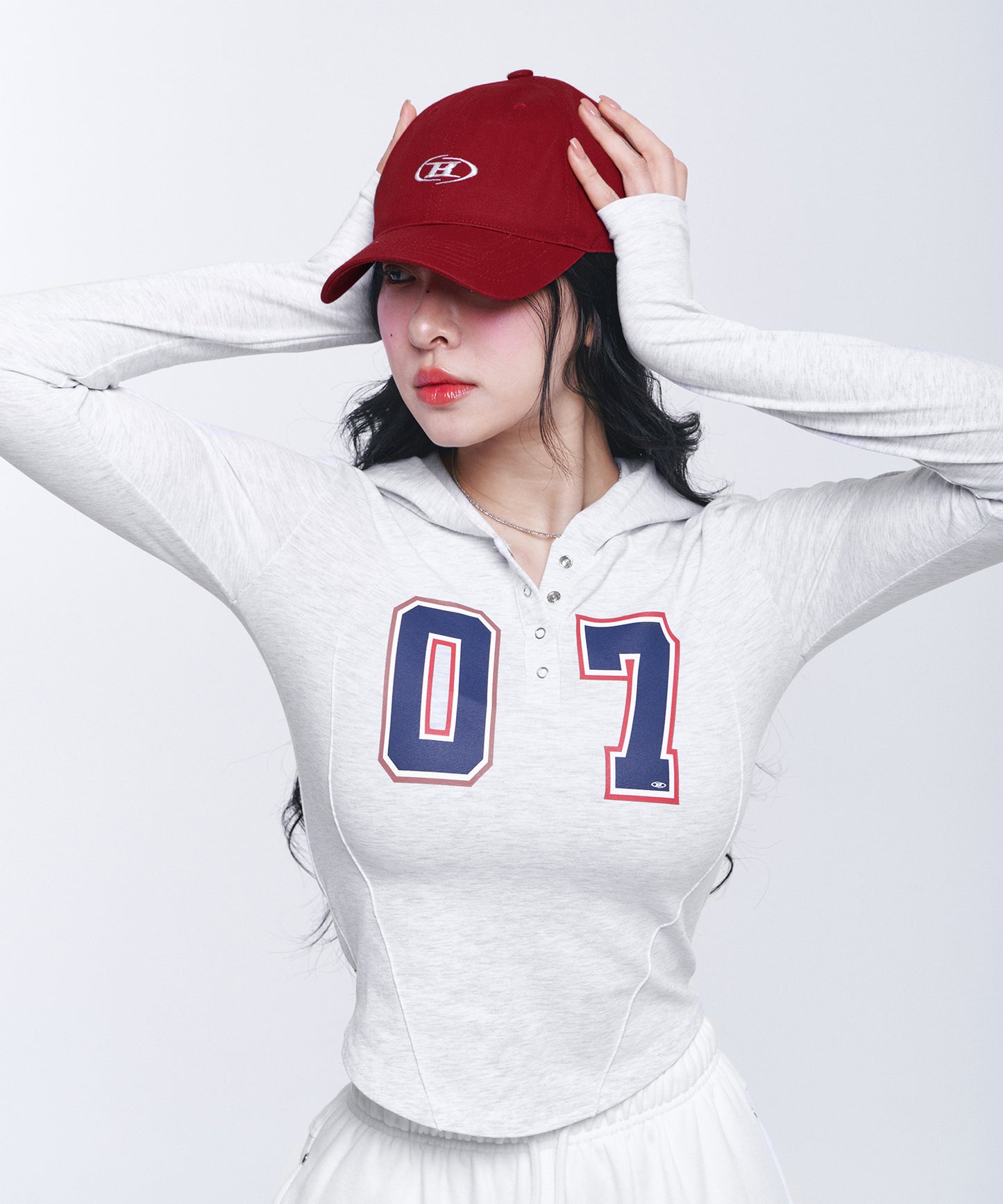 SMALL B SYMBOL BALL CAP [BURGUNDY]