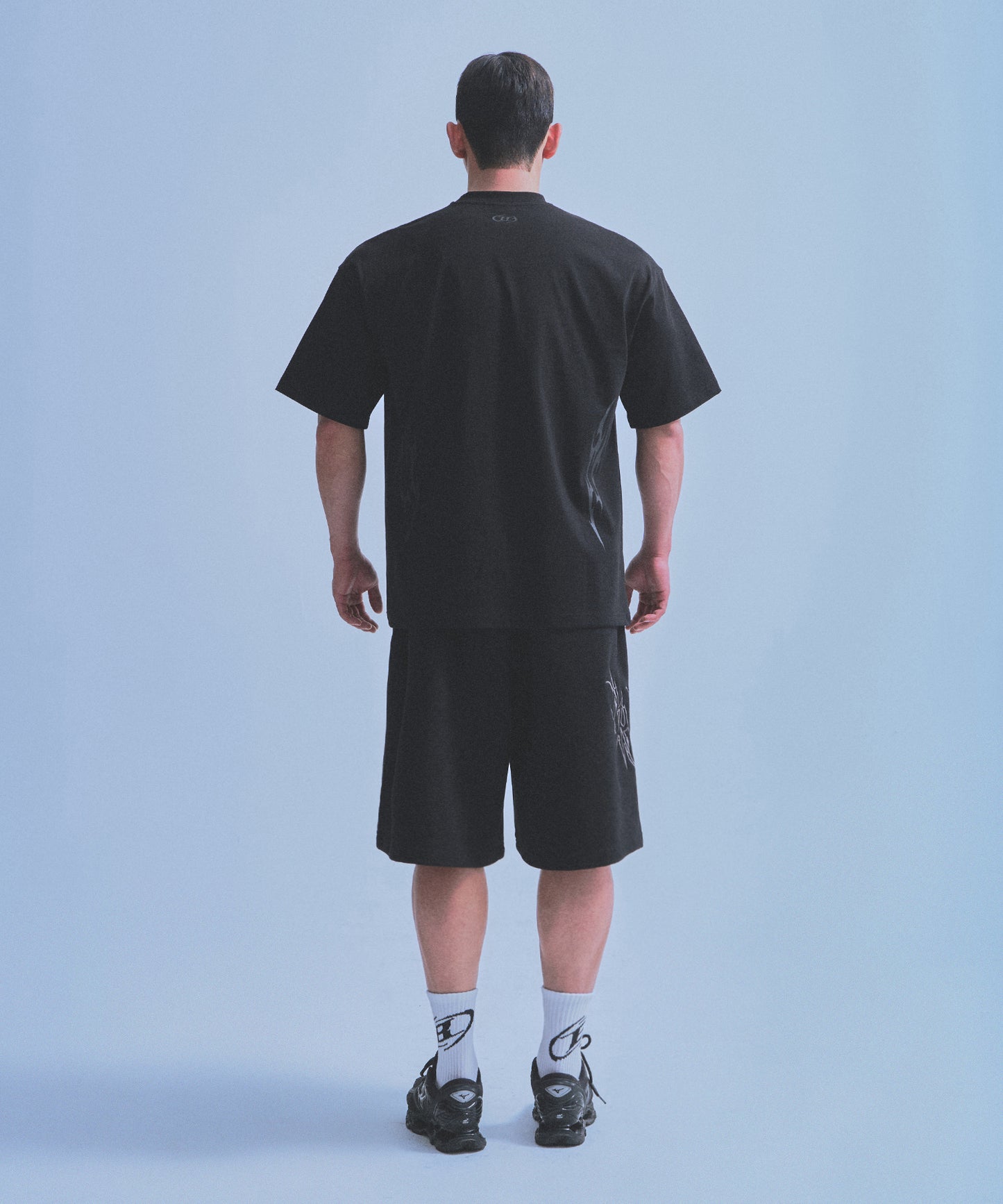 TRIBAL SEMI OVER FIT T-SHIRTS [BLACK]
