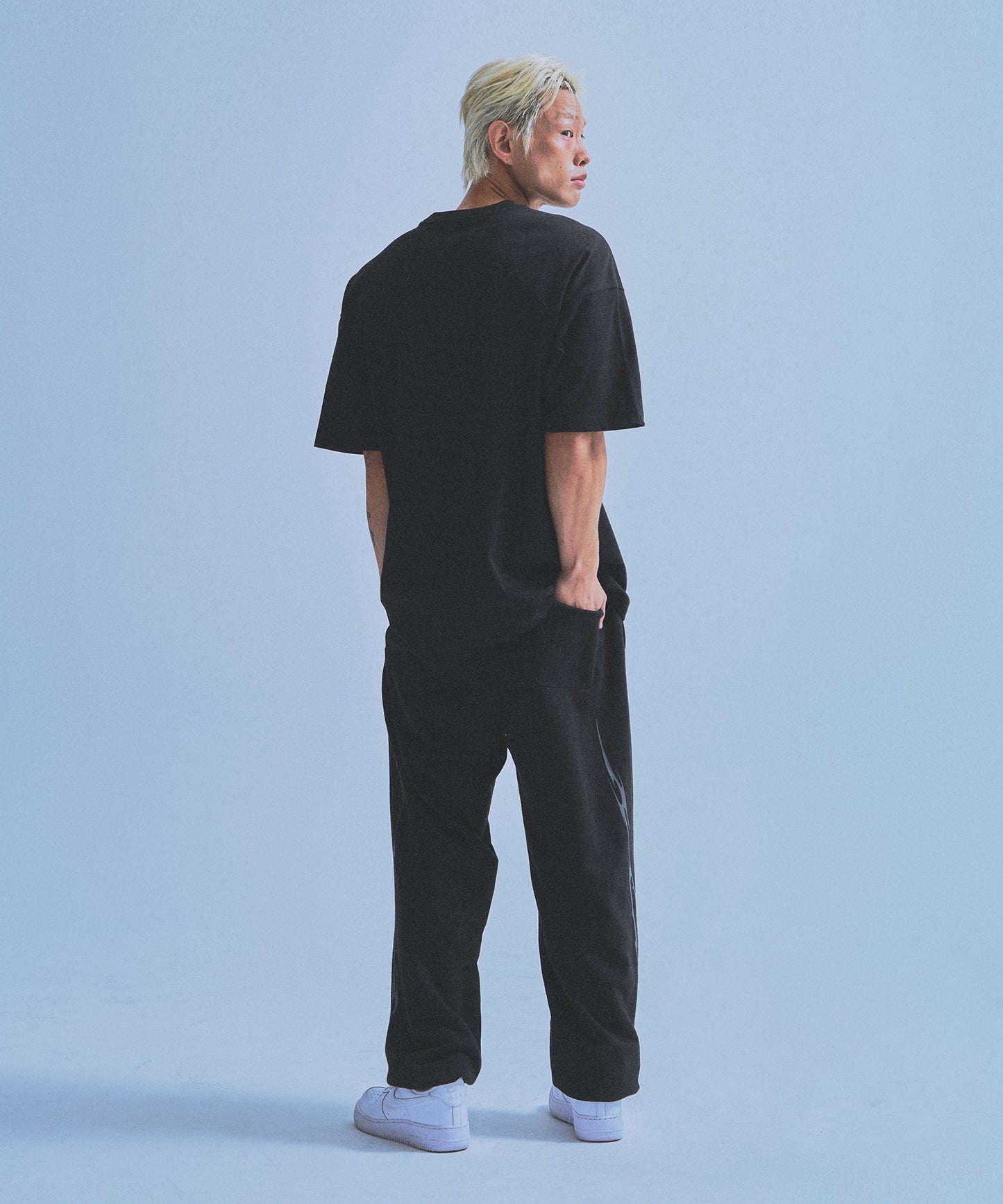 ［16/5開售］CAMO B LOGO T-SHIRTS [BLACK]