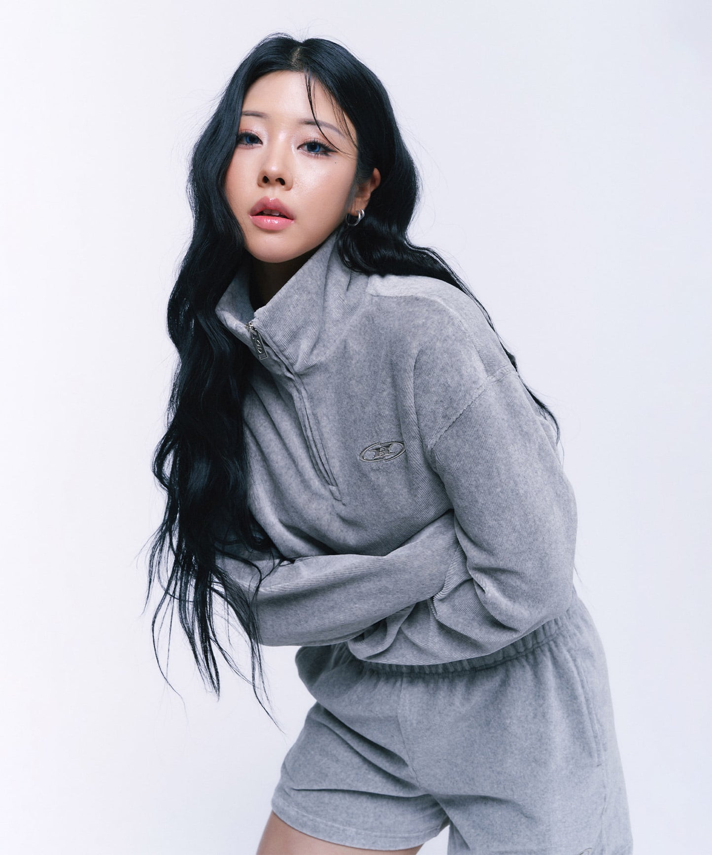 B CHROME CROP VELOUR HALF ZIP-UP [MELANGE GREY]