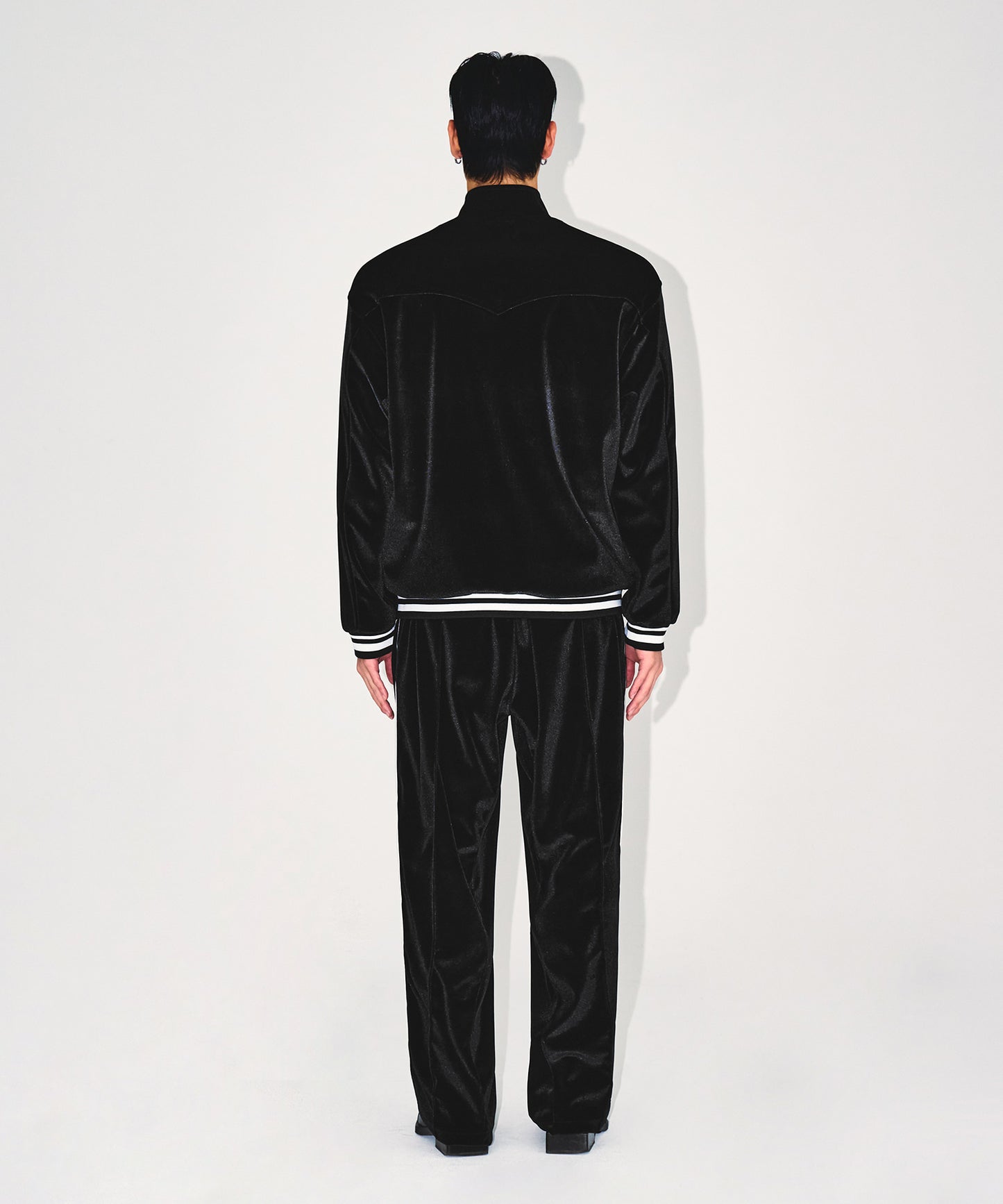 TRACK LINE VELVET SEMI WIDE PANTS [BLACK]
