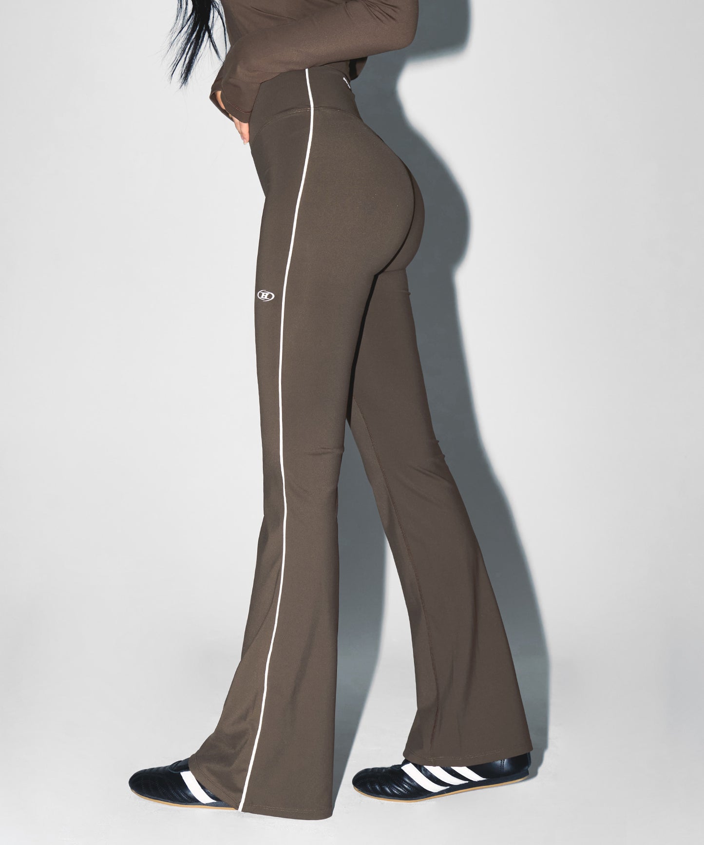 W PIPING FLEECE BOOTS CUT LEGGINGS [BROWN]