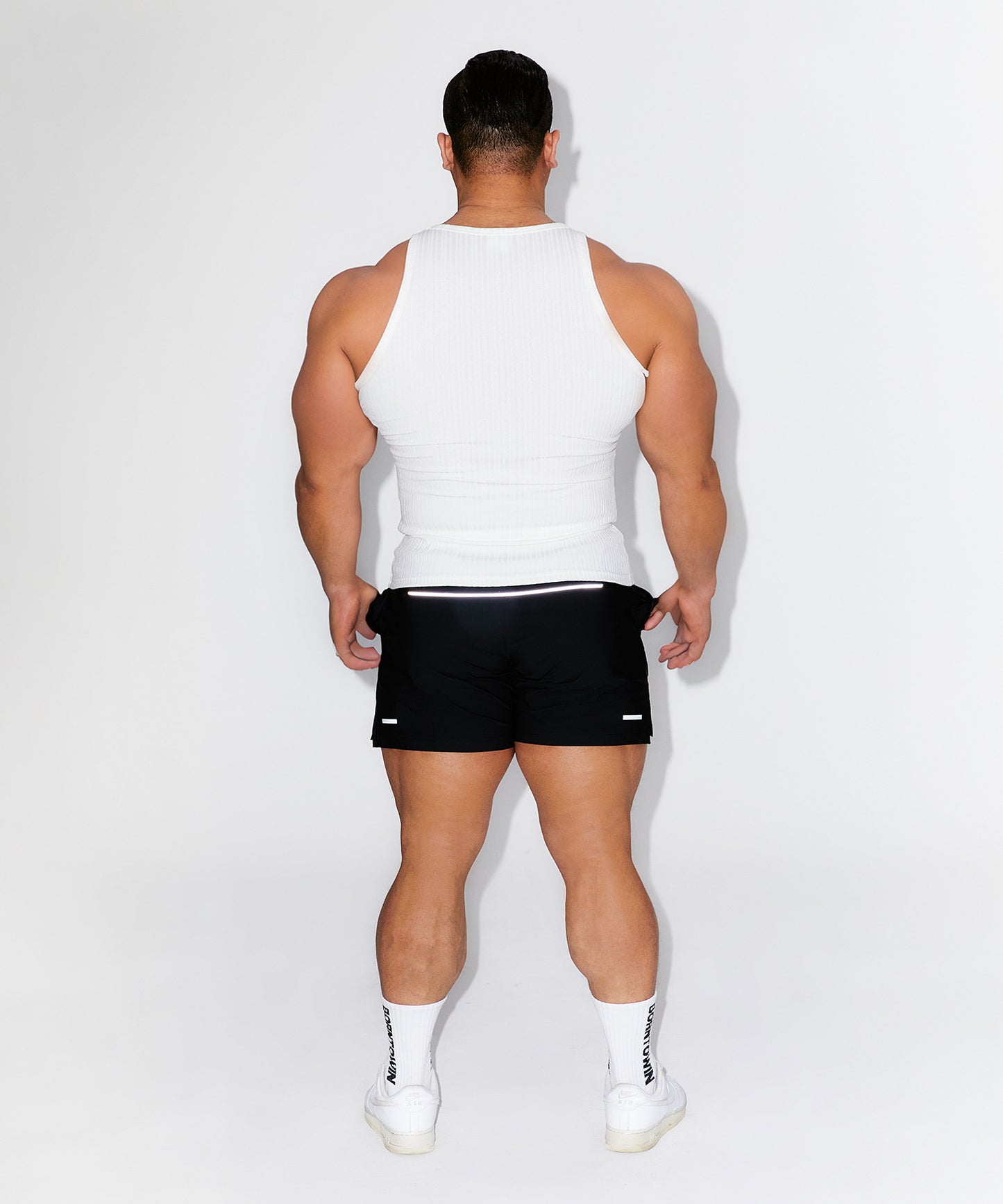 WINNER ACTIVE SHORTS [BLACK]