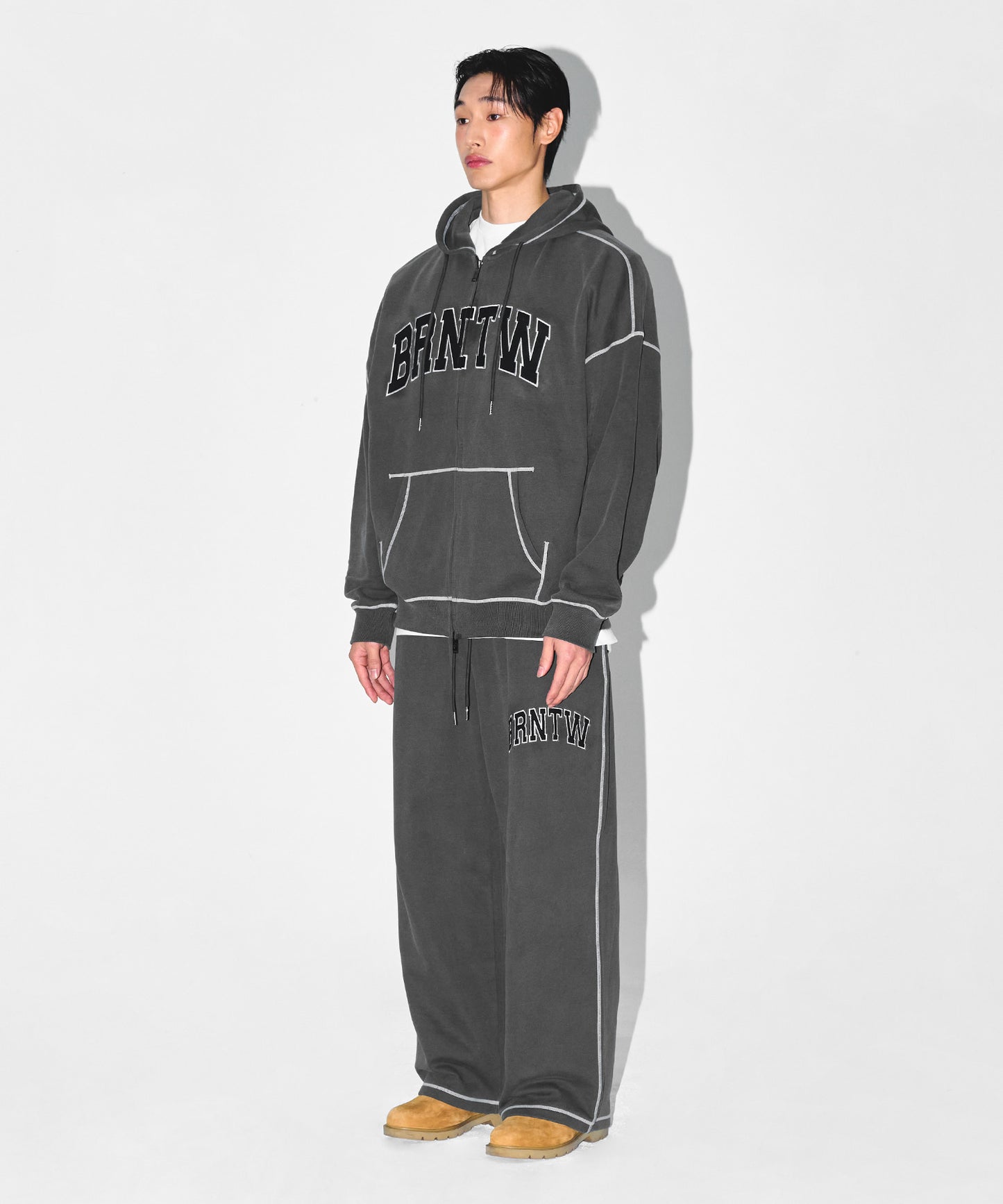 [12/16 Delivery] PIGMENT DYEING HOODIE ZIP-UP [CHARCOAL]