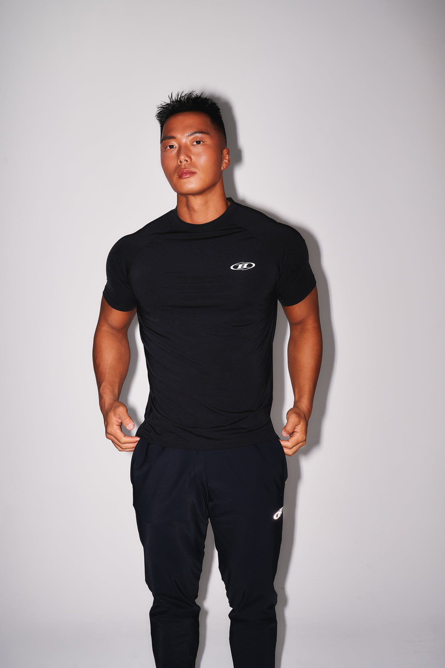 BRN SQUARE QUICK DRY T-SHIRTS [BLACK]