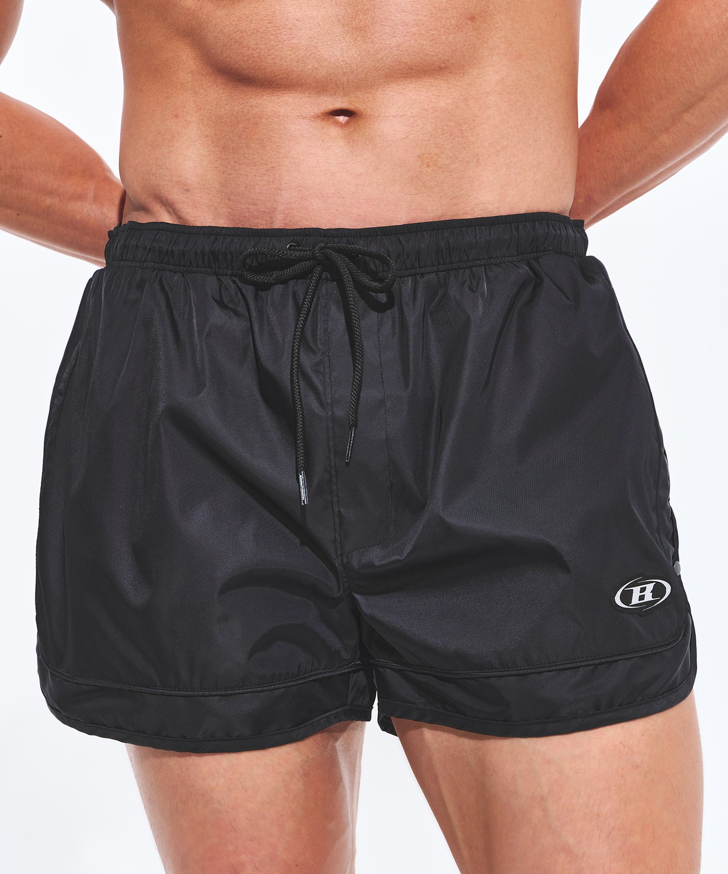 SYMBOL B PIPING WATER SHORTS [BLACK]