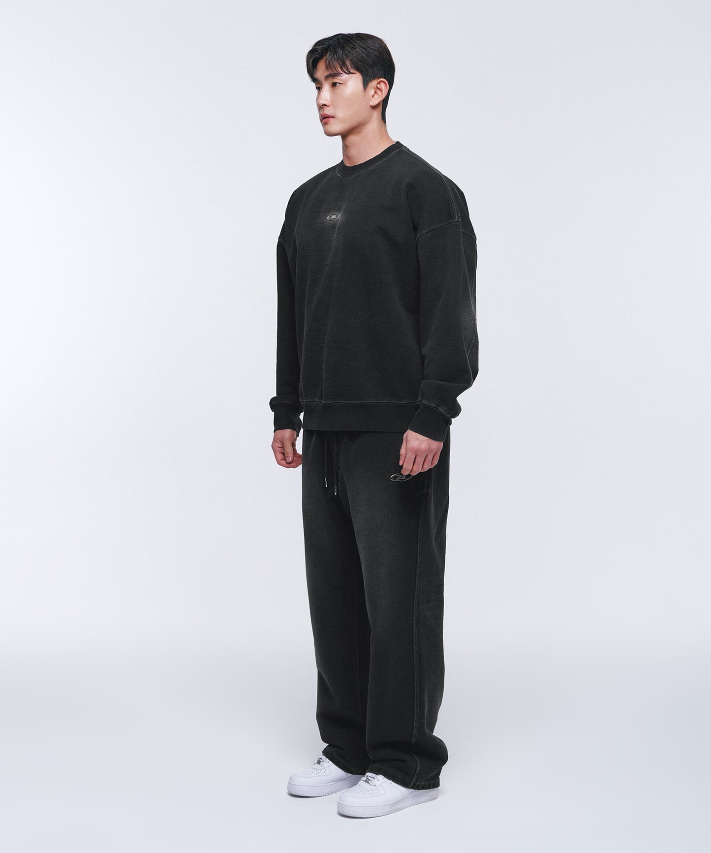 DENIM LIKE SWEAT PANTS [BLACK DENIM]