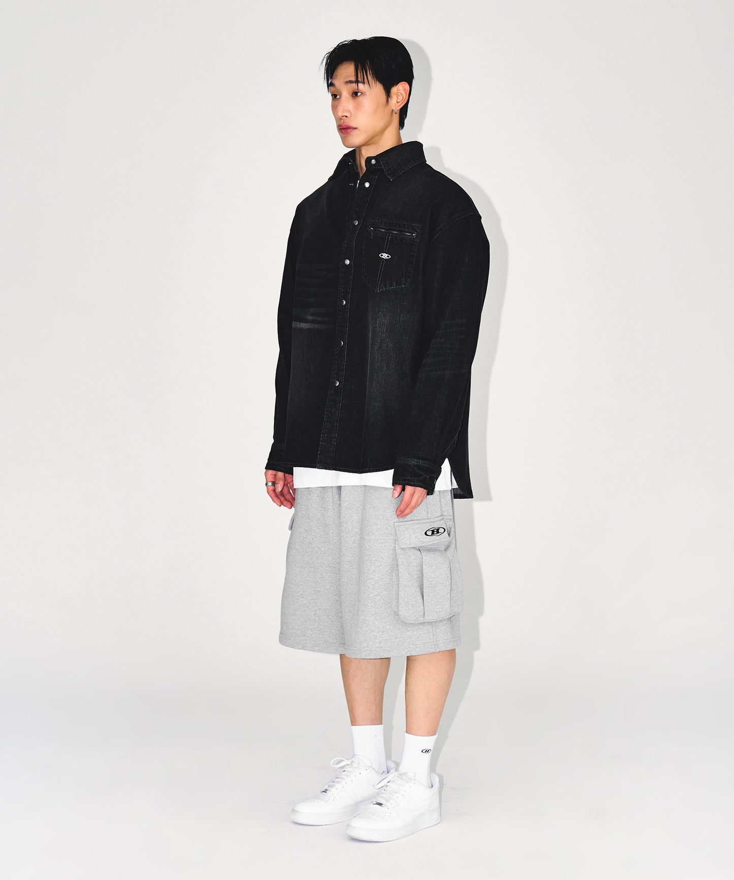 WASHED DENIM OVER FIT SHIRTS [BLACK DENIM]