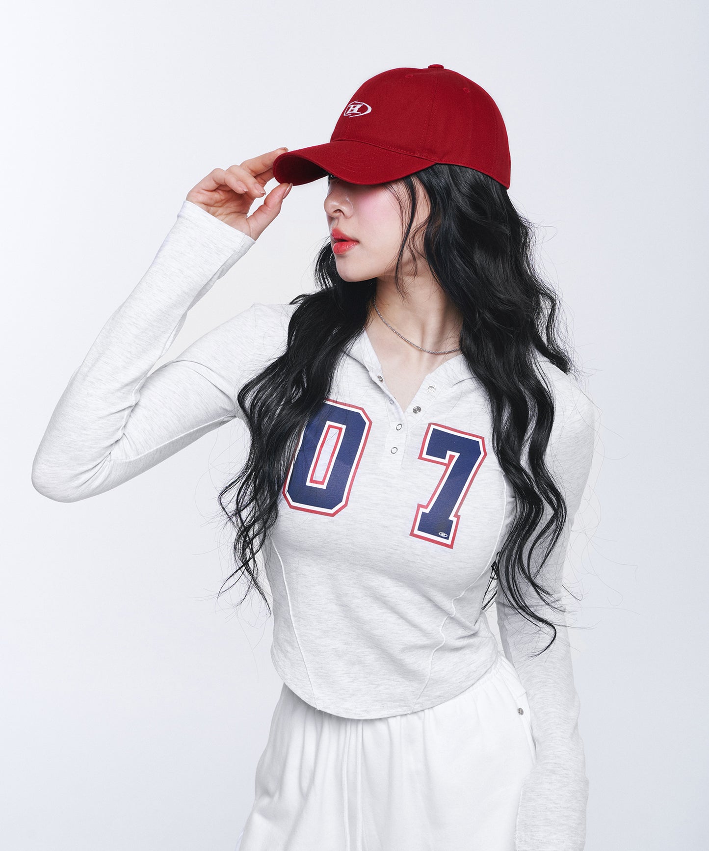 SMALL B SYMBOL BALL CAP [BURGUNDY]