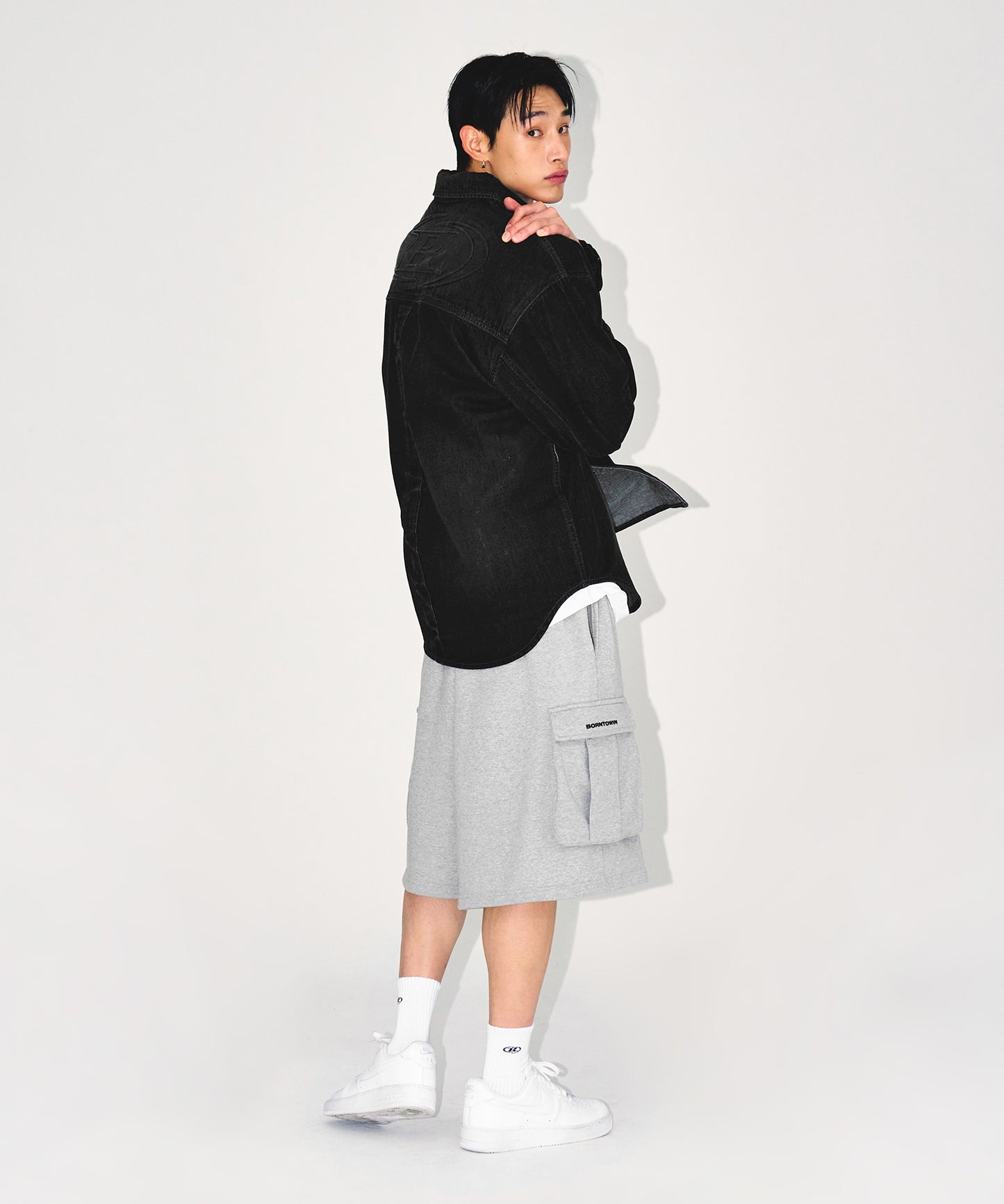WASHED DENIM OVER FIT SHIRTS [BLACK DENIM]