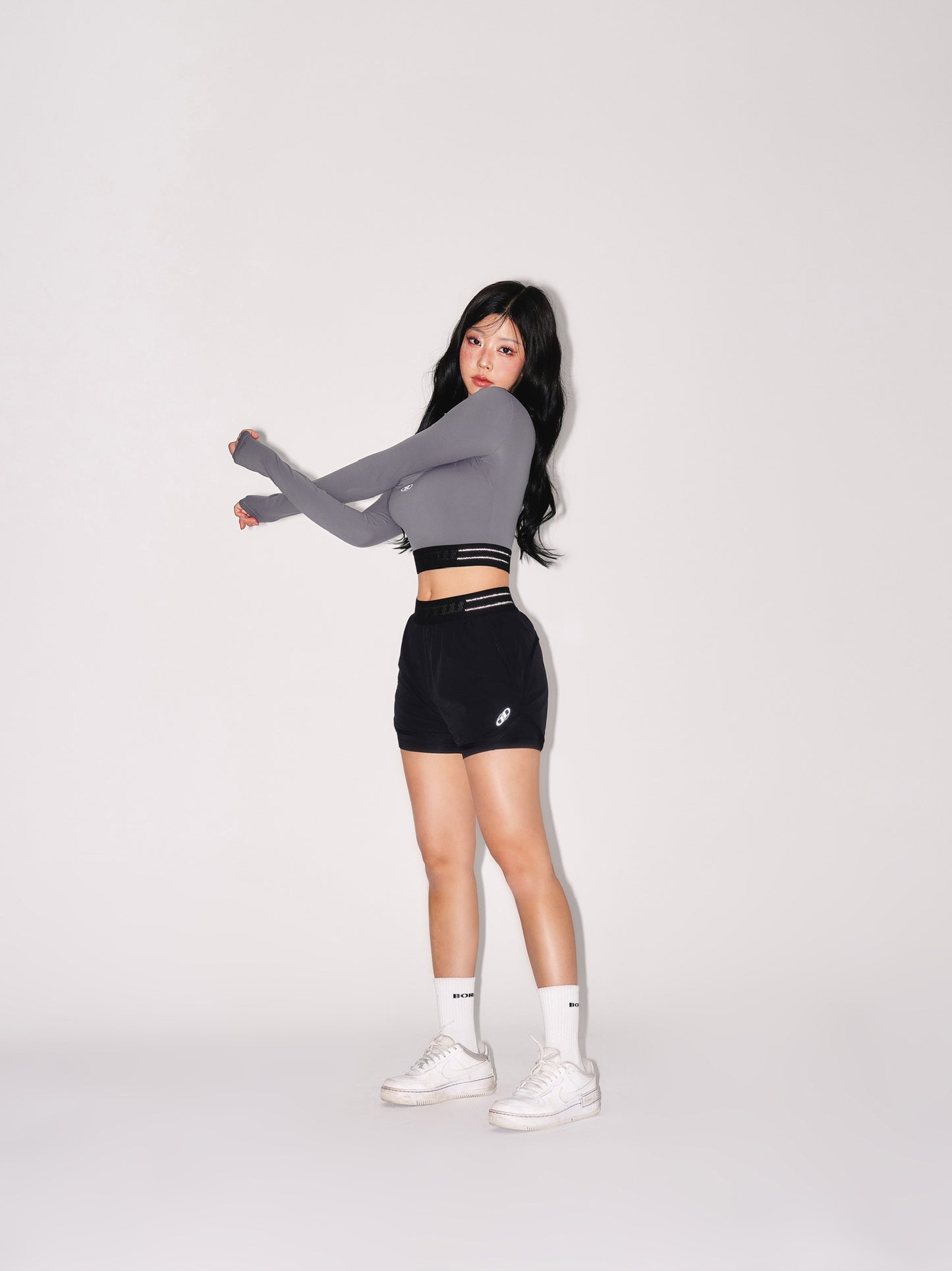 IN STOCK* W REFLECTIVE TWO IN ONE SHORTS [BLACK]