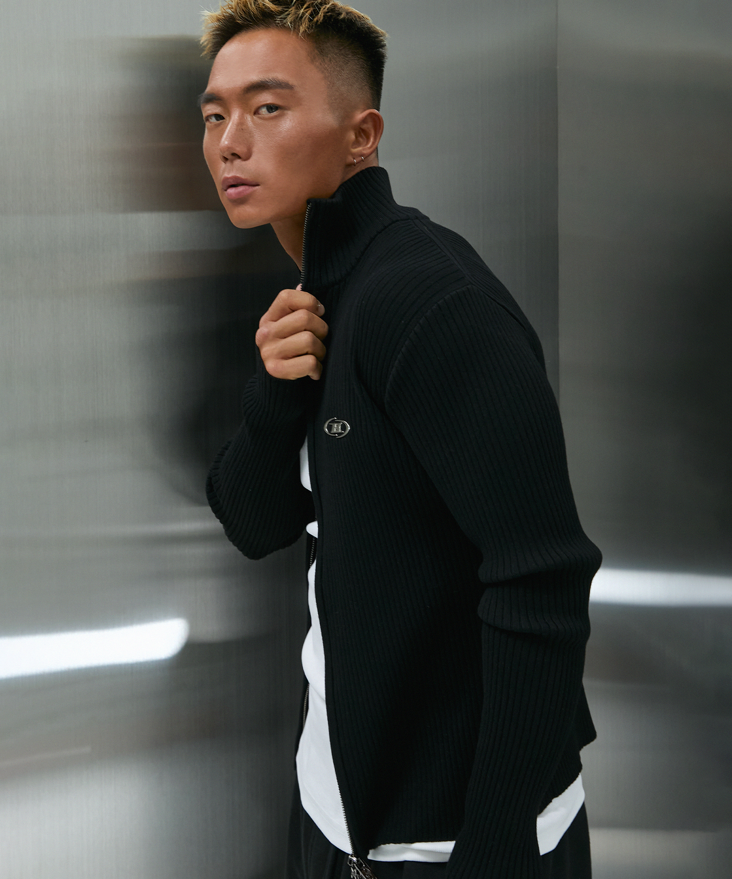 MUSCLE FIT FULL ZIP-UP KNIT [BLACK]