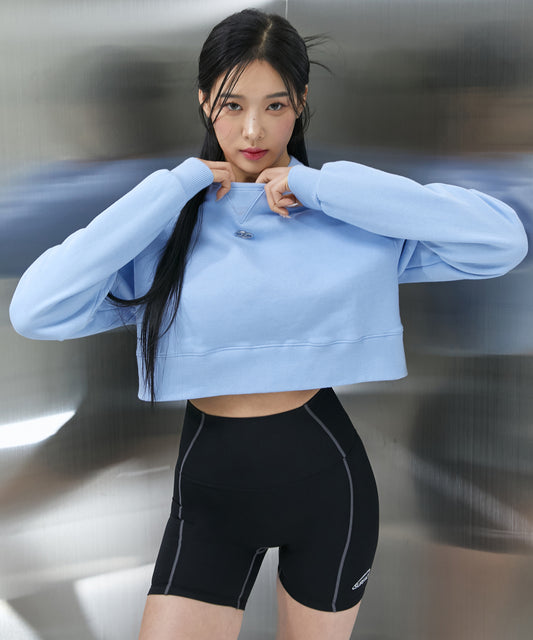 B PENDANT CROP SWEATSHIRTS [SKY BLUE]