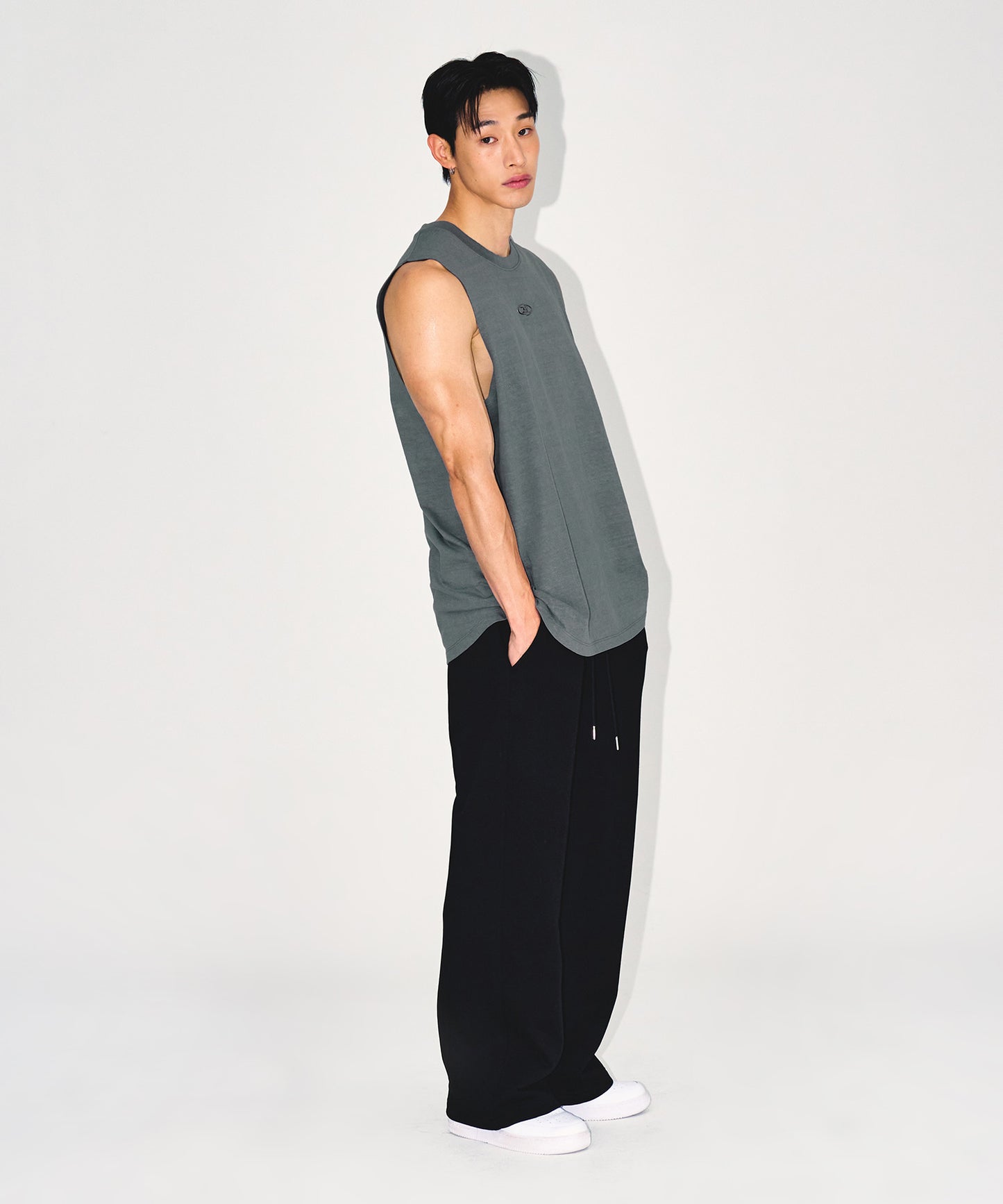 SILVER B PIGMENT DYING SLEEVELESS [ASHED GREEN]
