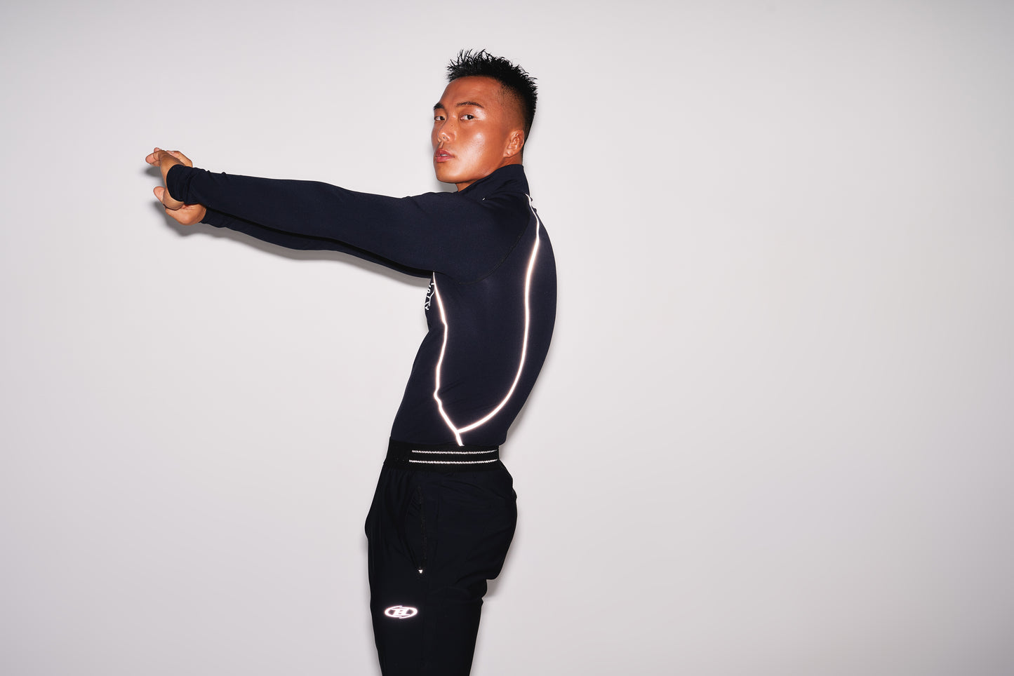BRN SILVER LINE HALF ZIP UP LONG SLEEVE [BLACK]