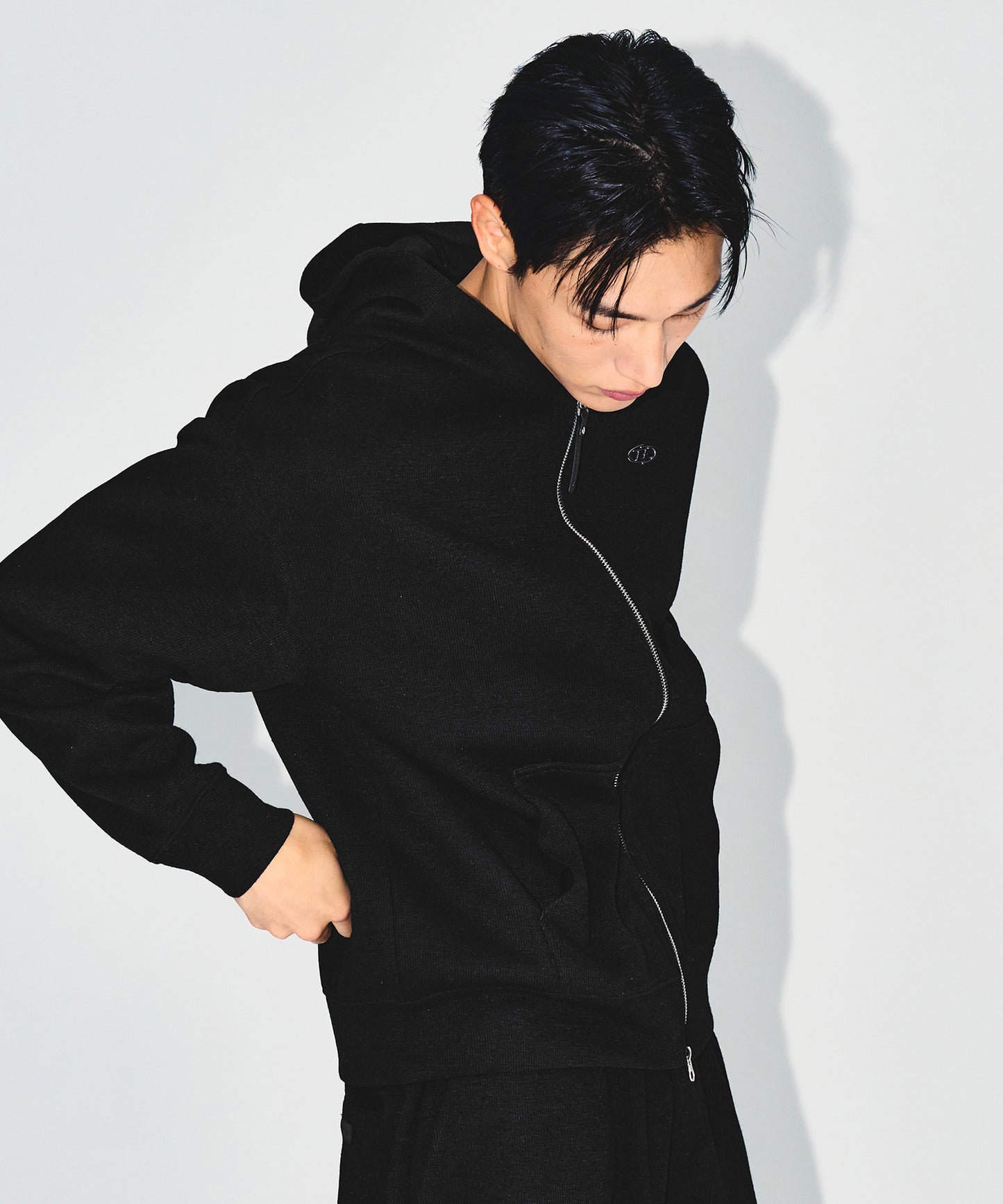 KNIT LIKE HOODIE ZIP UP [BLACK]