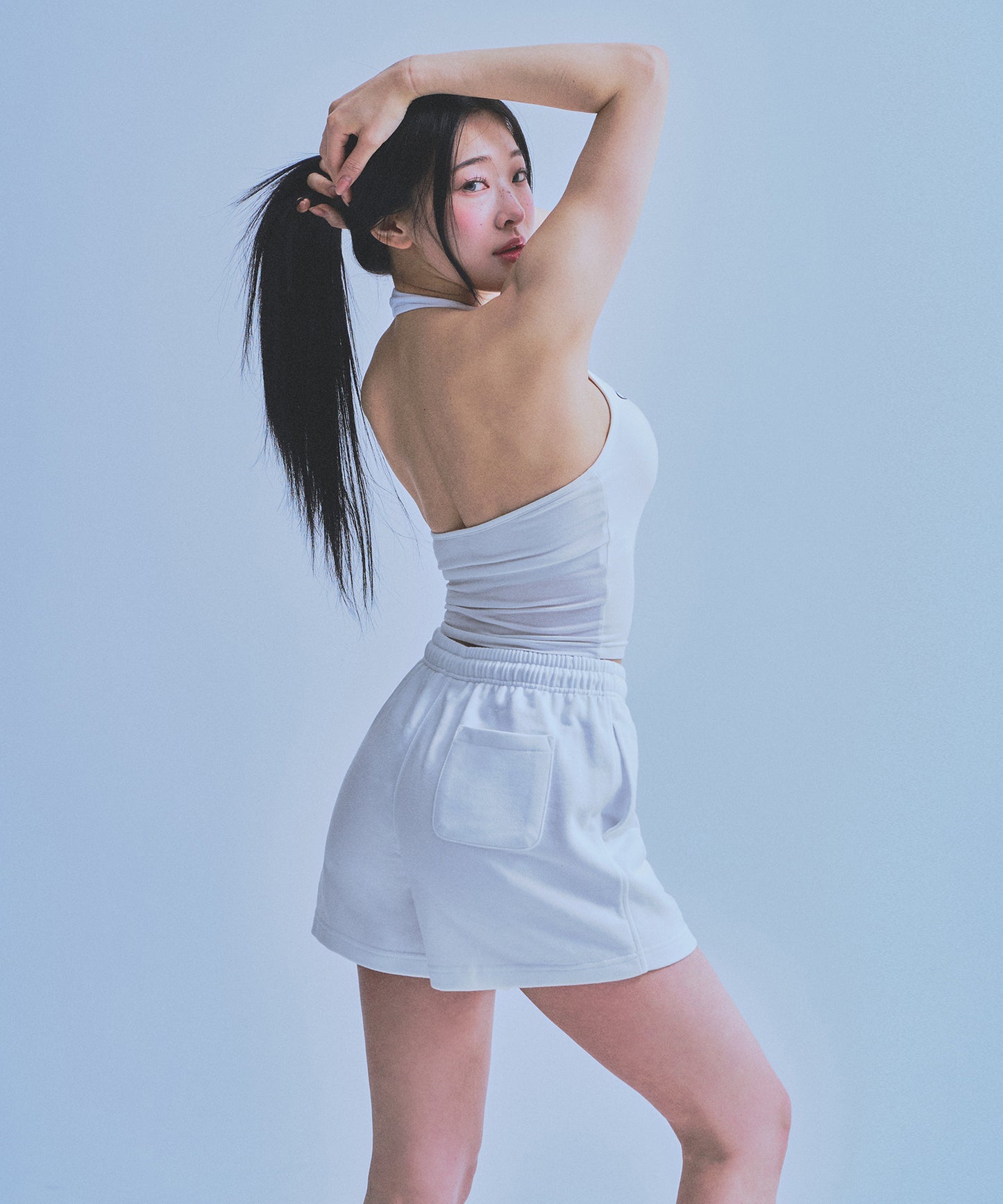 W 07 HALTERNECK SLEEVELESS [WHITE]
