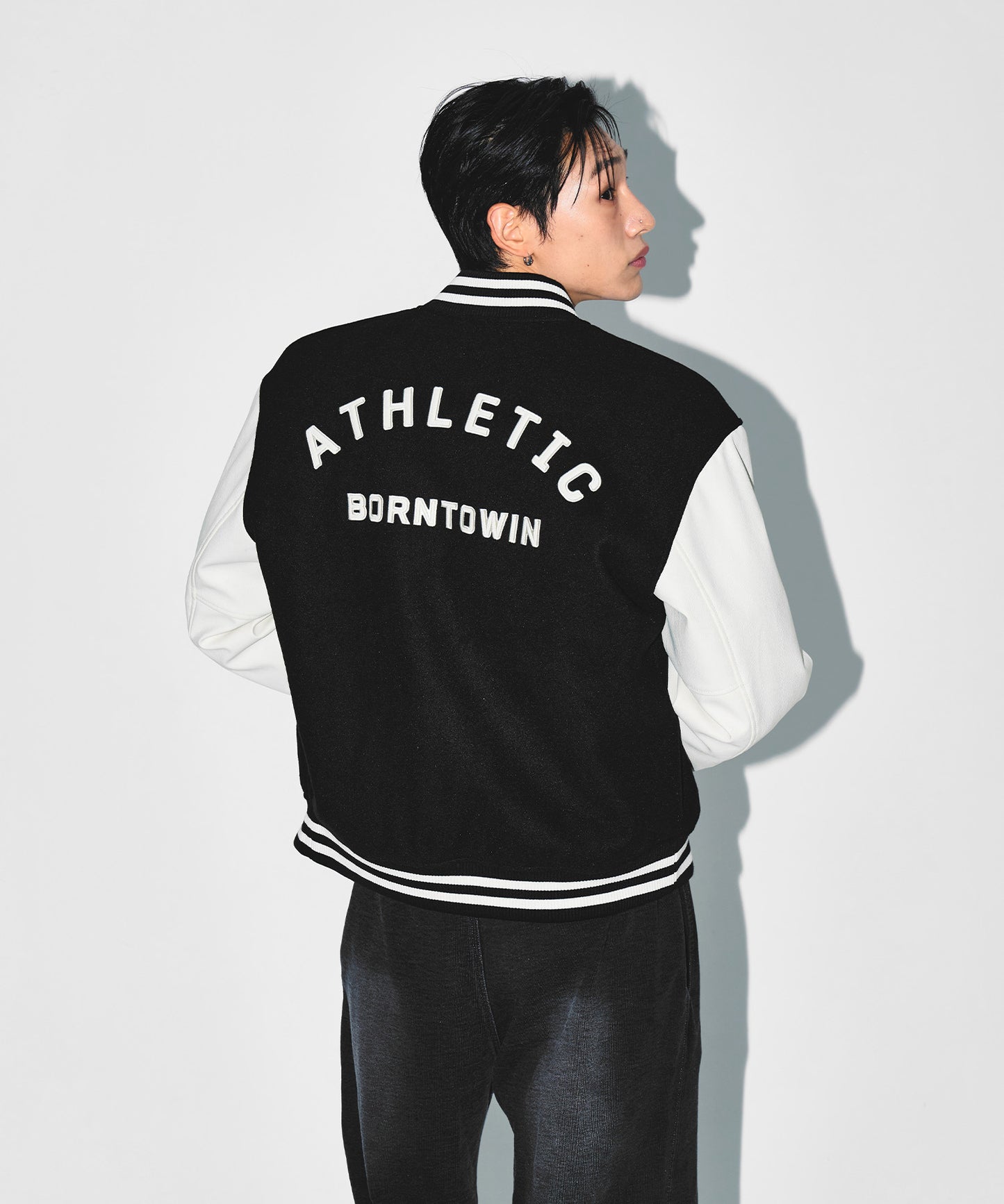 ATHLETIC VARSITY QUILTED JACKET [BLACK]