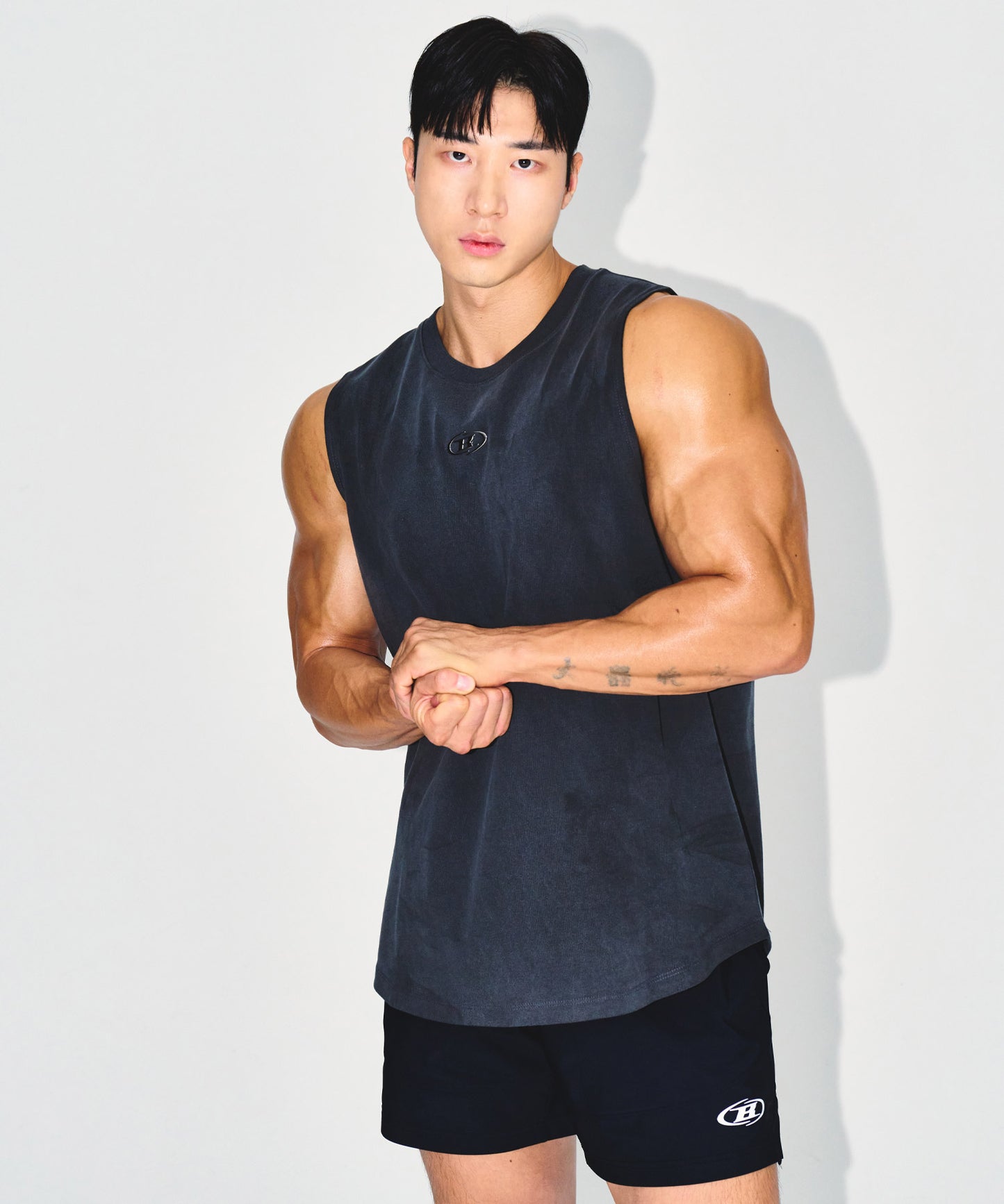 SILVER B PIGMENT DYING SLEEVELESS [CHARCOAL]